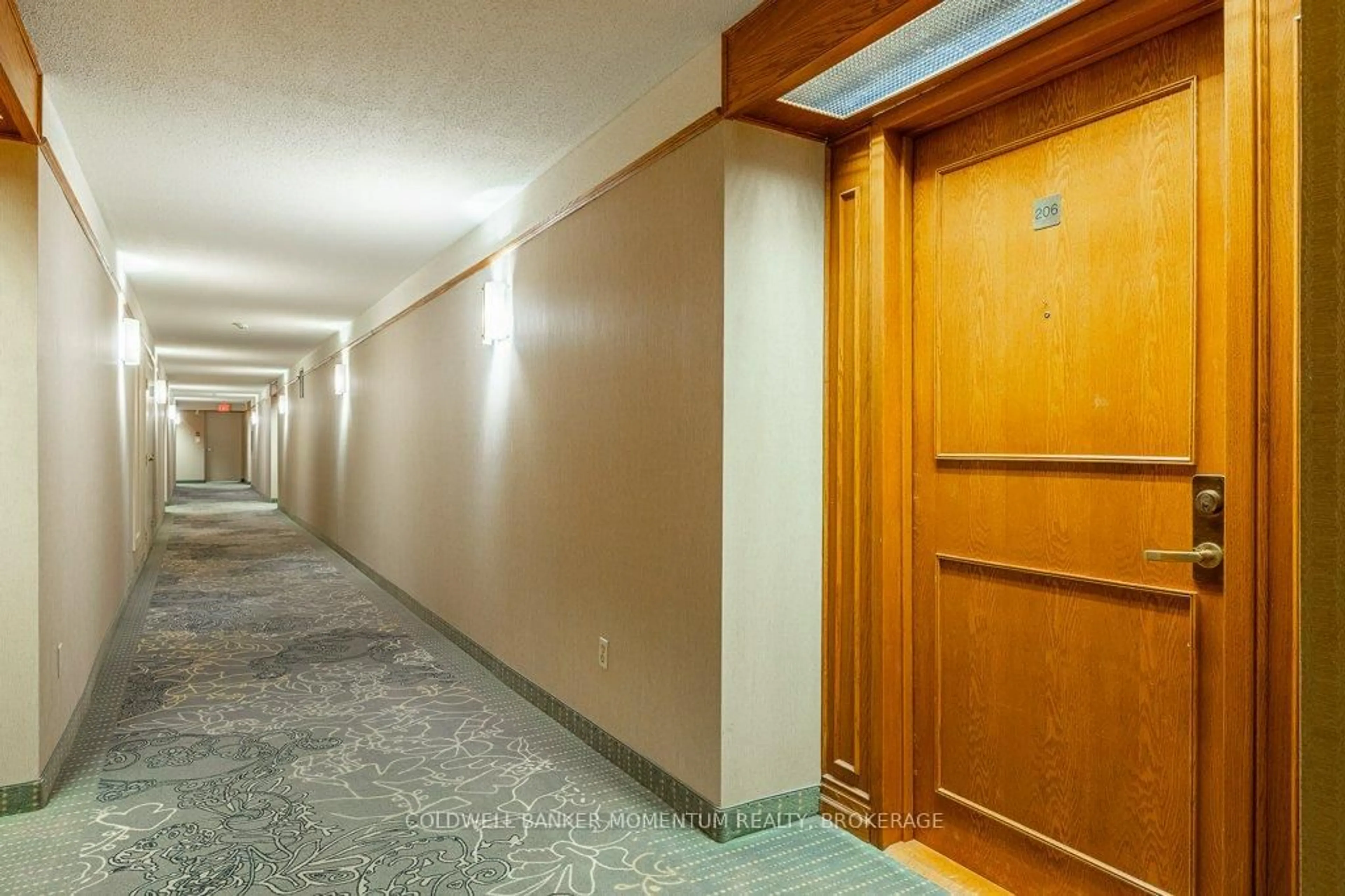 Indoor foyer for 3 Towering Heights Blvd #206, St. Catharines Ontario L2T 4A4