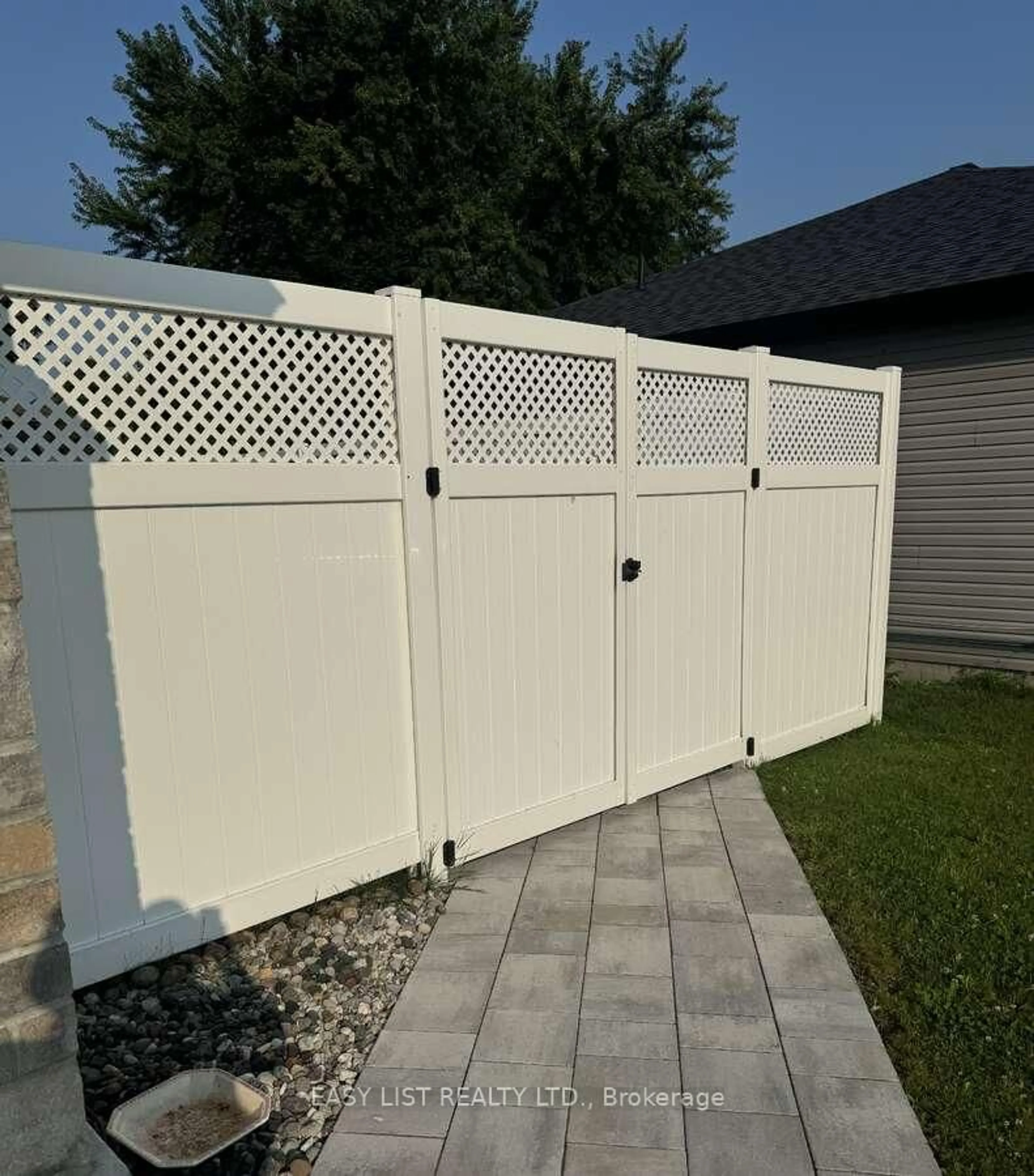 Unknown for 306 Belfort Cres, Cornwall Ontario K6H 0H3