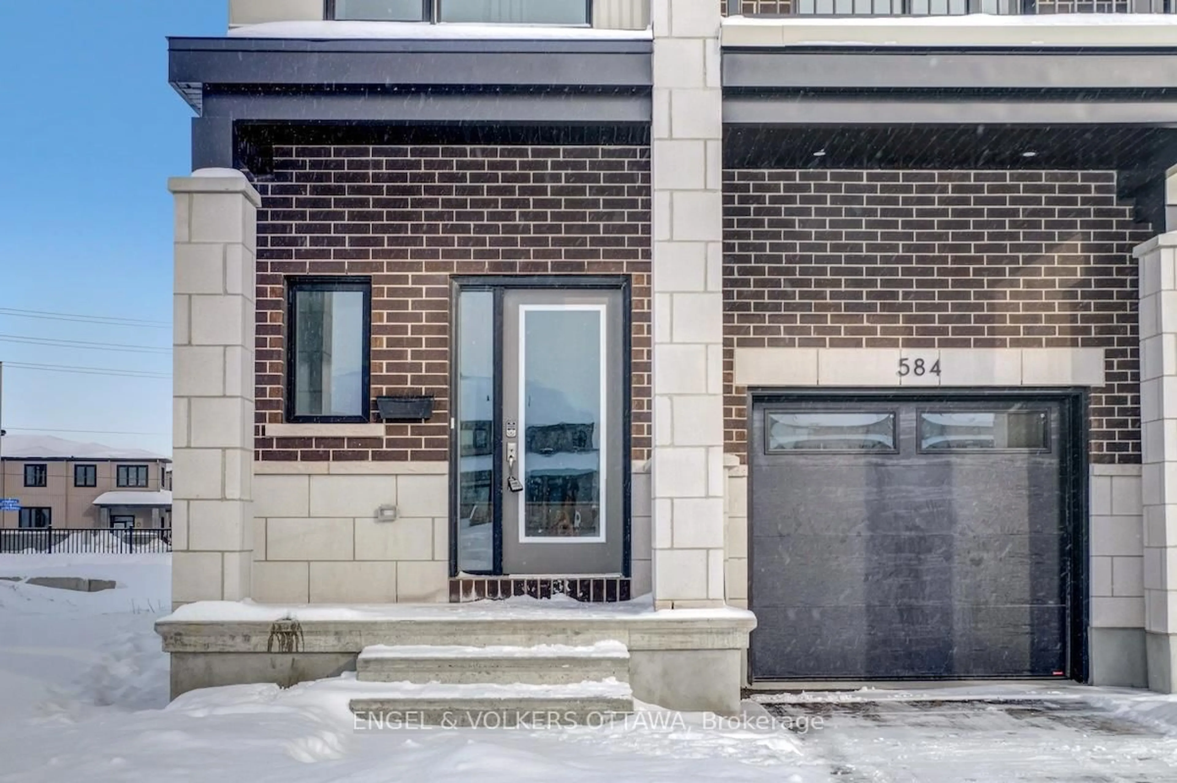 Home with brick exterior material, street for 584 Arbia Rdge, Kanata Ontario K2S 2S4