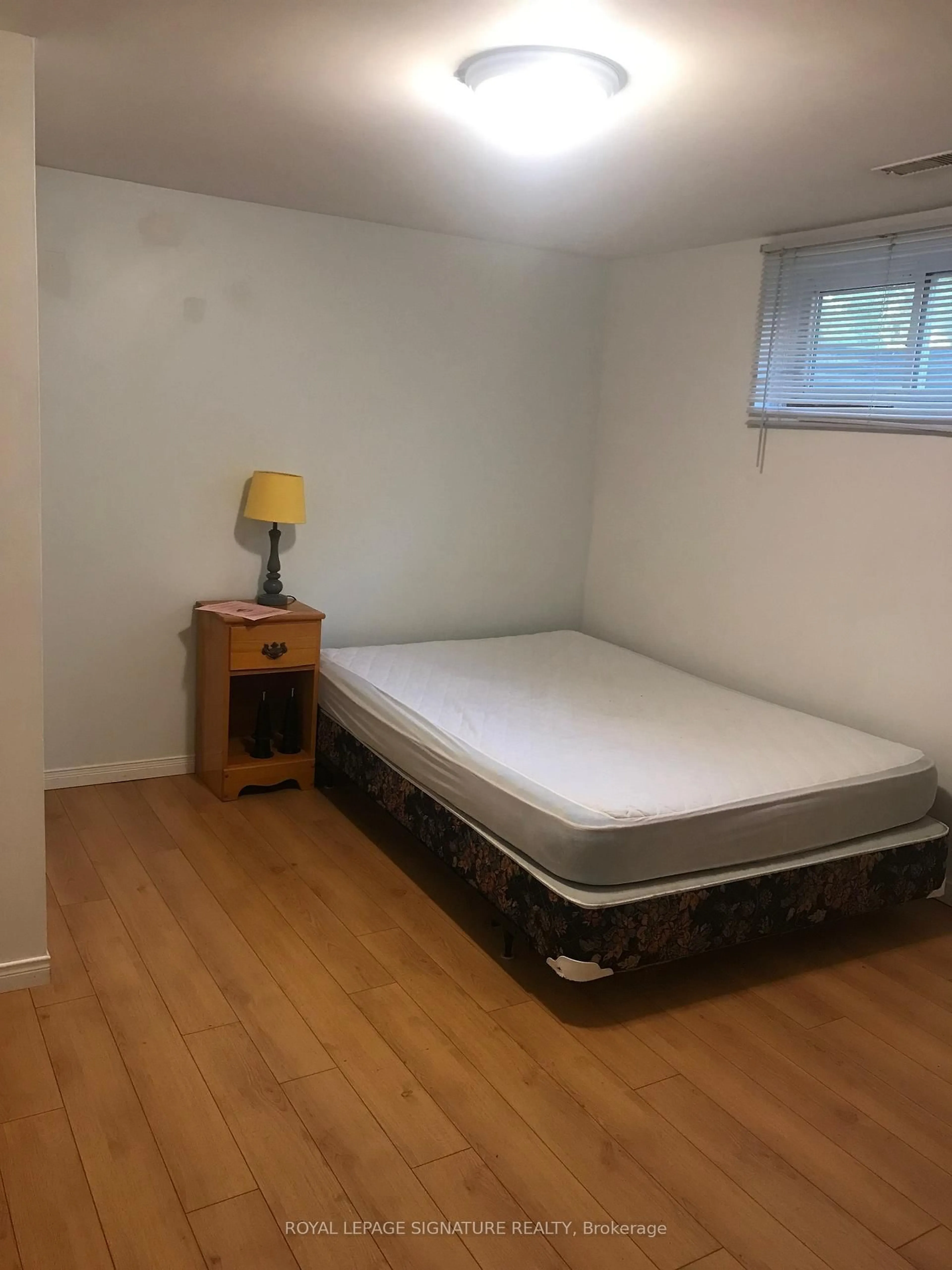 A pic of a room for 38 High St, Waterloo Ontario N2L 3X8