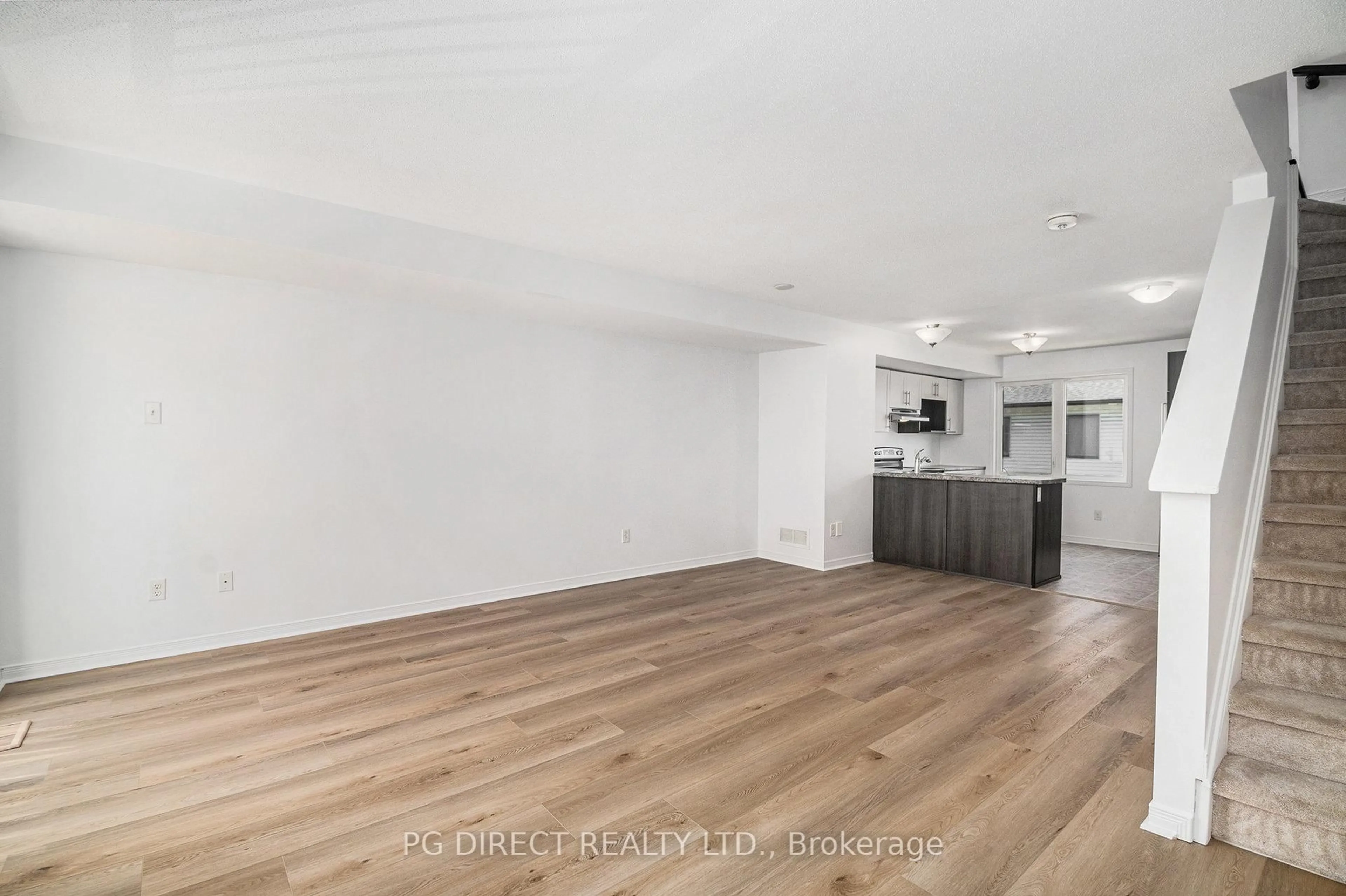 A pic of a room for 542 Recolte Private, Ottawa Ontario K1E 0B4