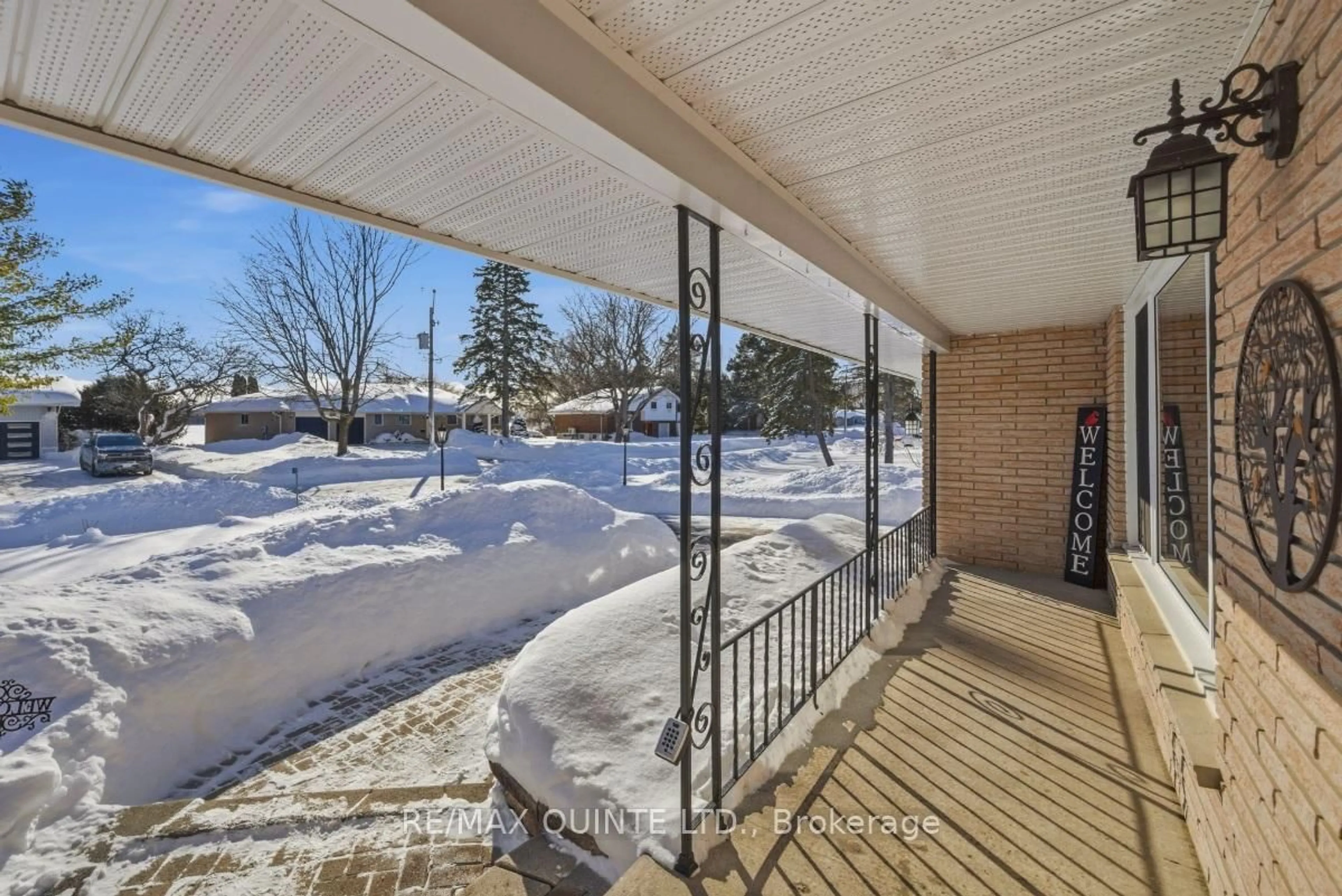 Unknown for 10 Dorthy Dr, Quinte West Ontario K8V 5P5