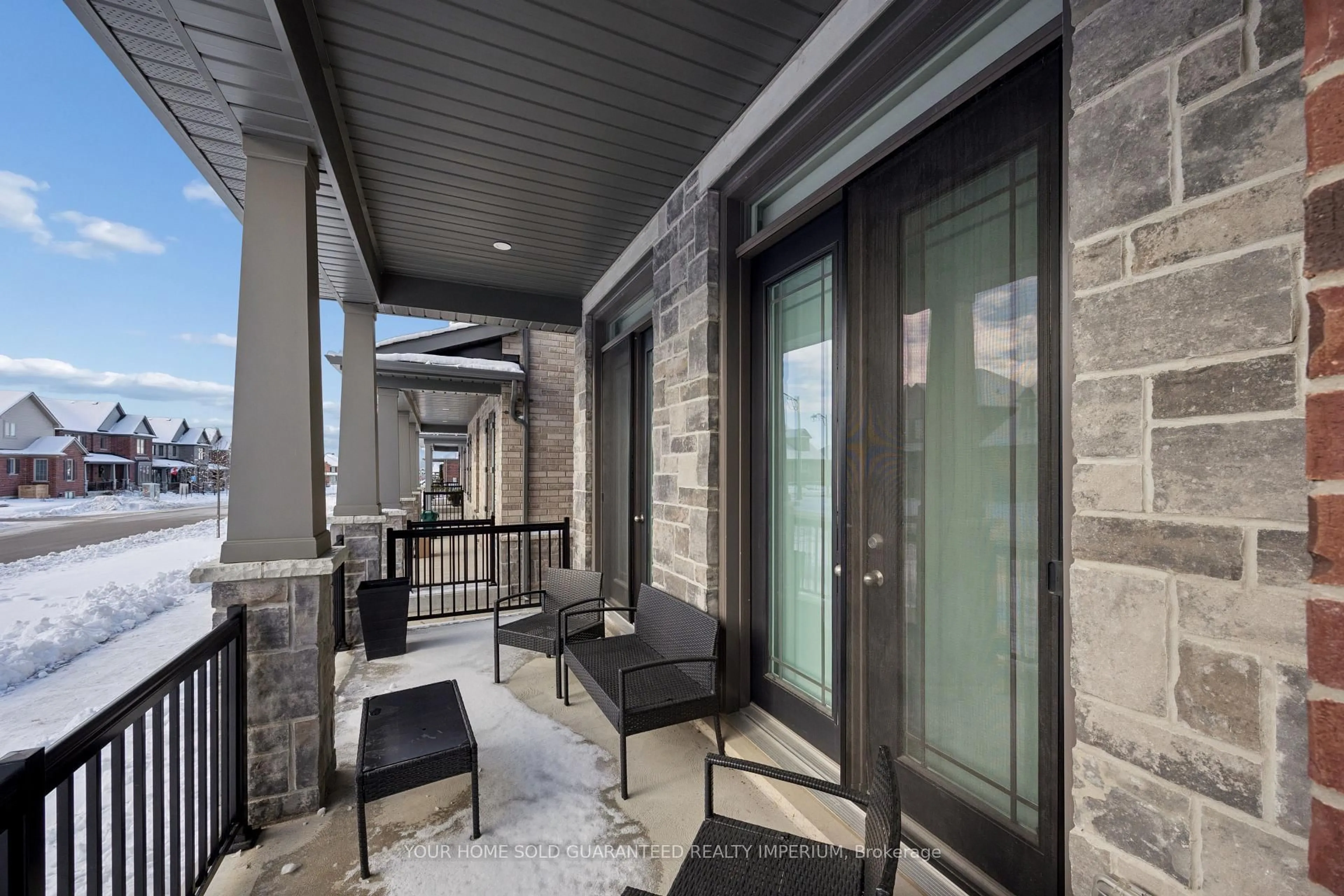 Patio, street for 202 Strachan St, Port Hope Ontario L1A 0E9