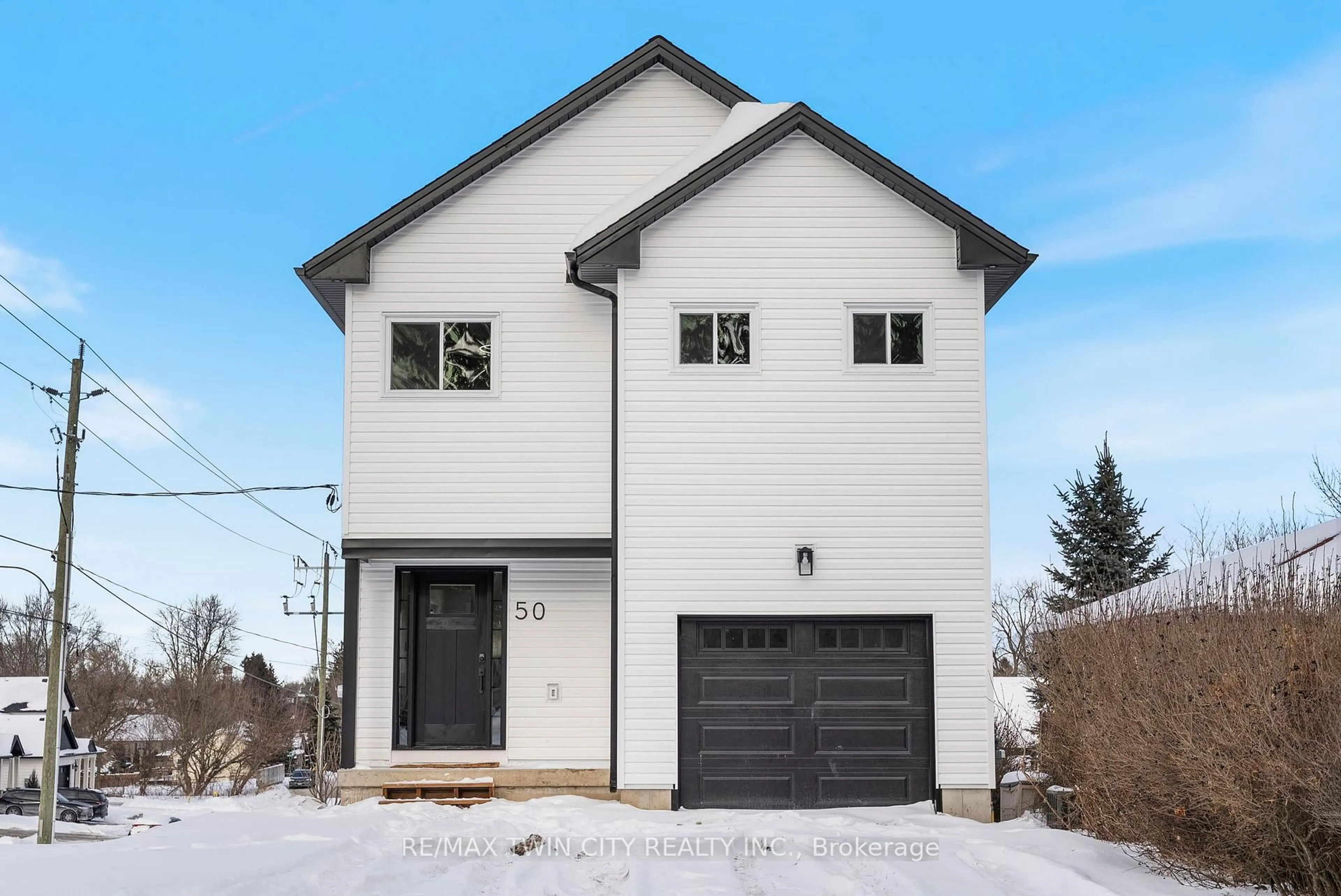 Home with brick exterior material, street for 50 Fife St, Haldimand Ontario N3W 1J2