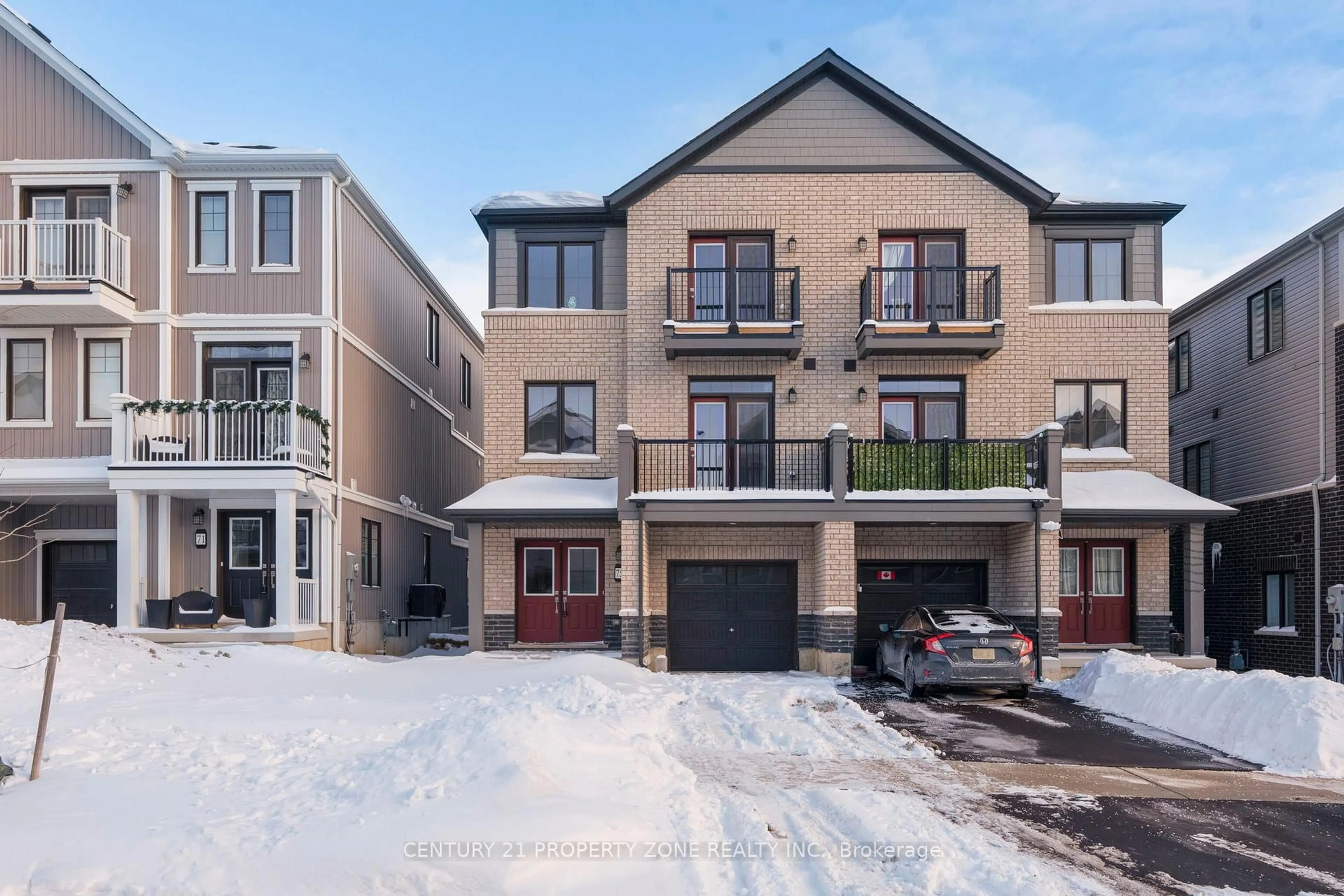 A pic from outside/outdoor area/front of a property/back of a property/a pic from drone, street for 75 NORWICH Cres, Haldimand Ontario N3W 0J4