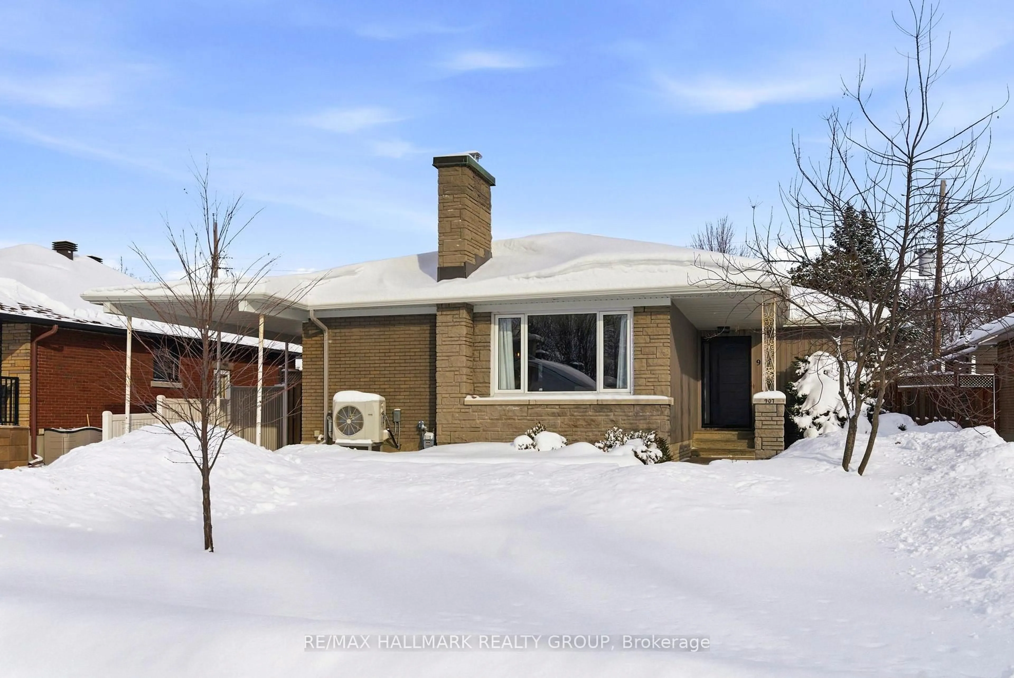 Home with brick exterior material, street for 907 Innswood Dr, Ottawa Ontario K2A 3R9