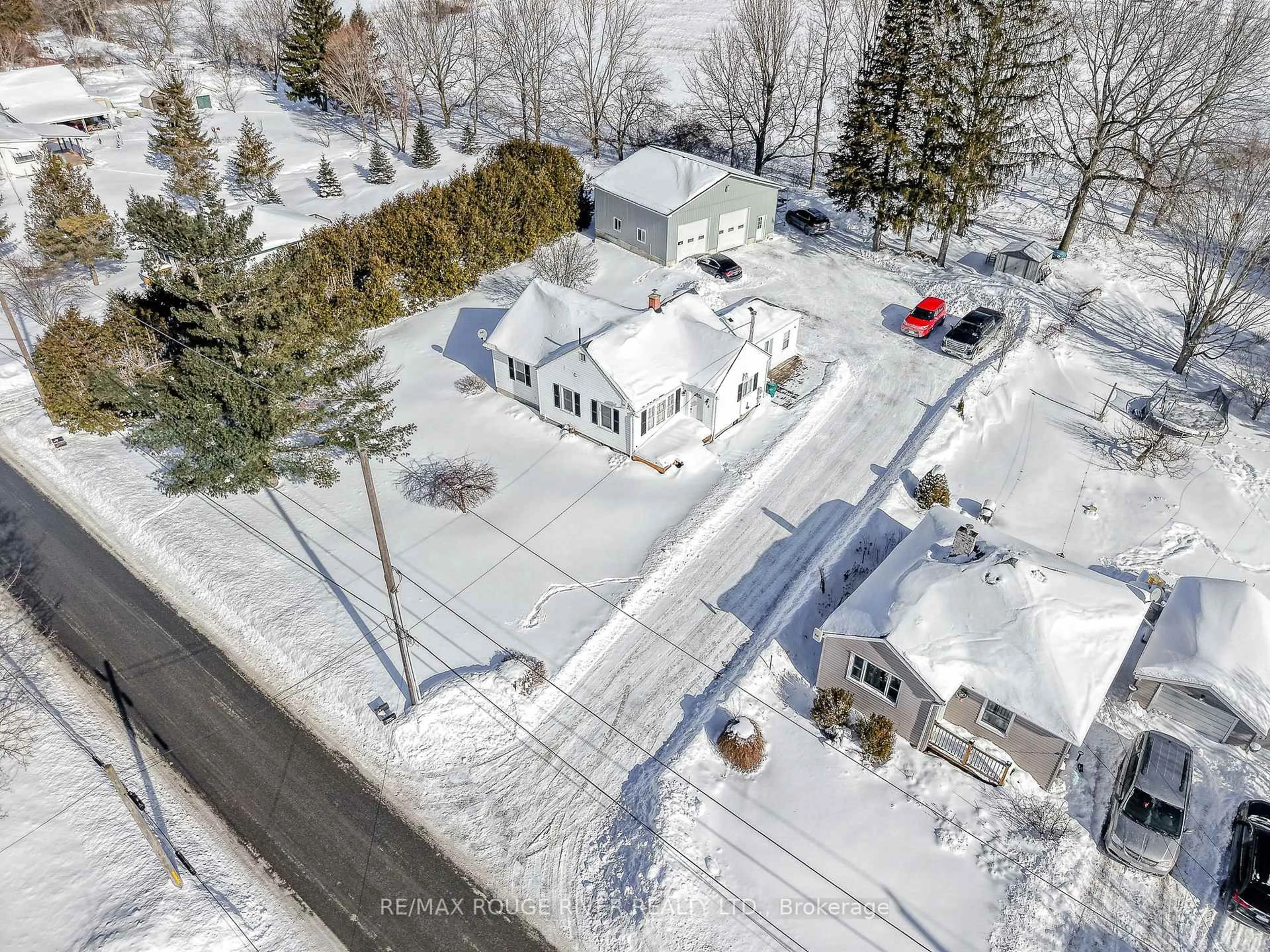 A pic from outside/outdoor area/front of a property/back of a property/a pic from drone, street for 8 Parliament St, Cramahe Ontario K0K 1S0