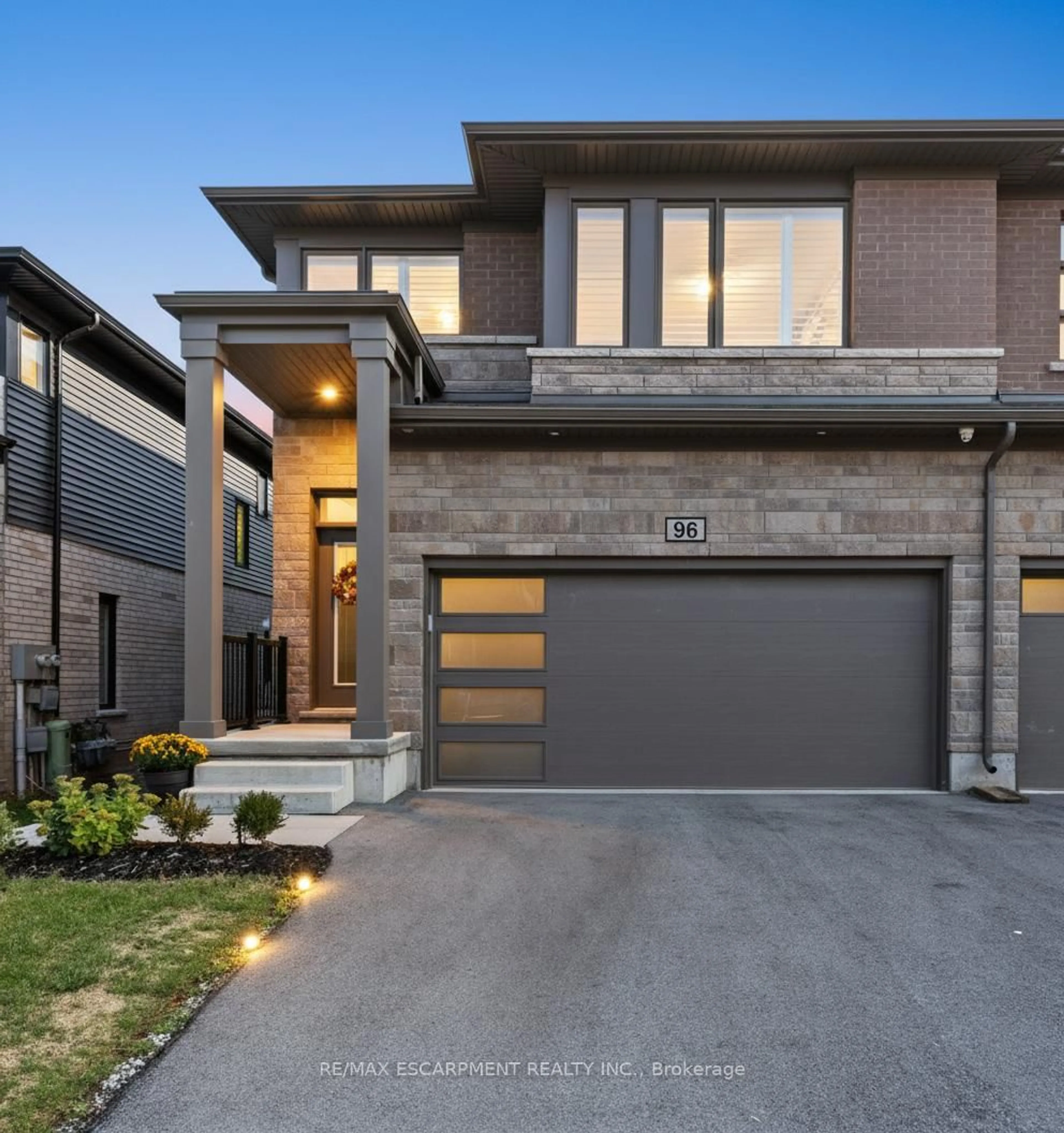 Home with brick exterior material, street for 4552 PORTAGE Rd #96, Niagara Falls Ontario L2E 6A8