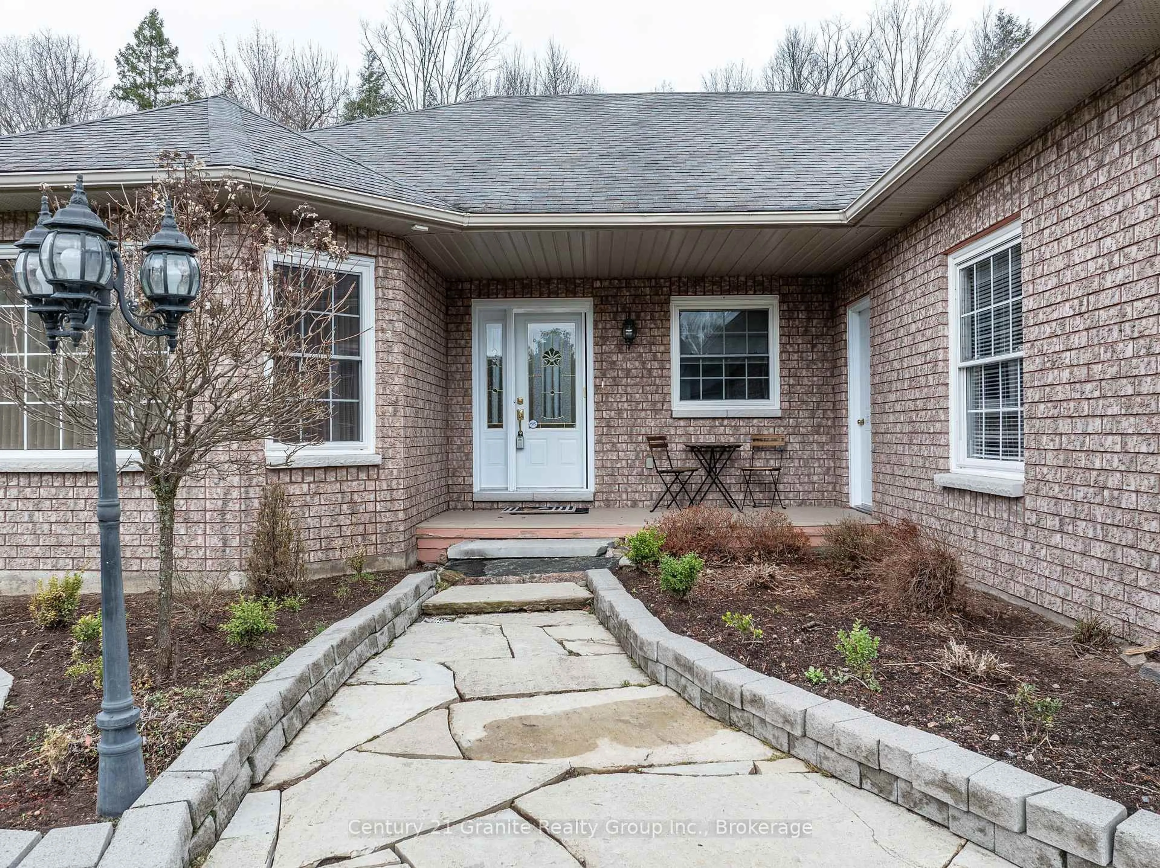 Home with brick exterior material, street for 117 Halbiem Cres, Dysart et al Ontario K0M 1S0