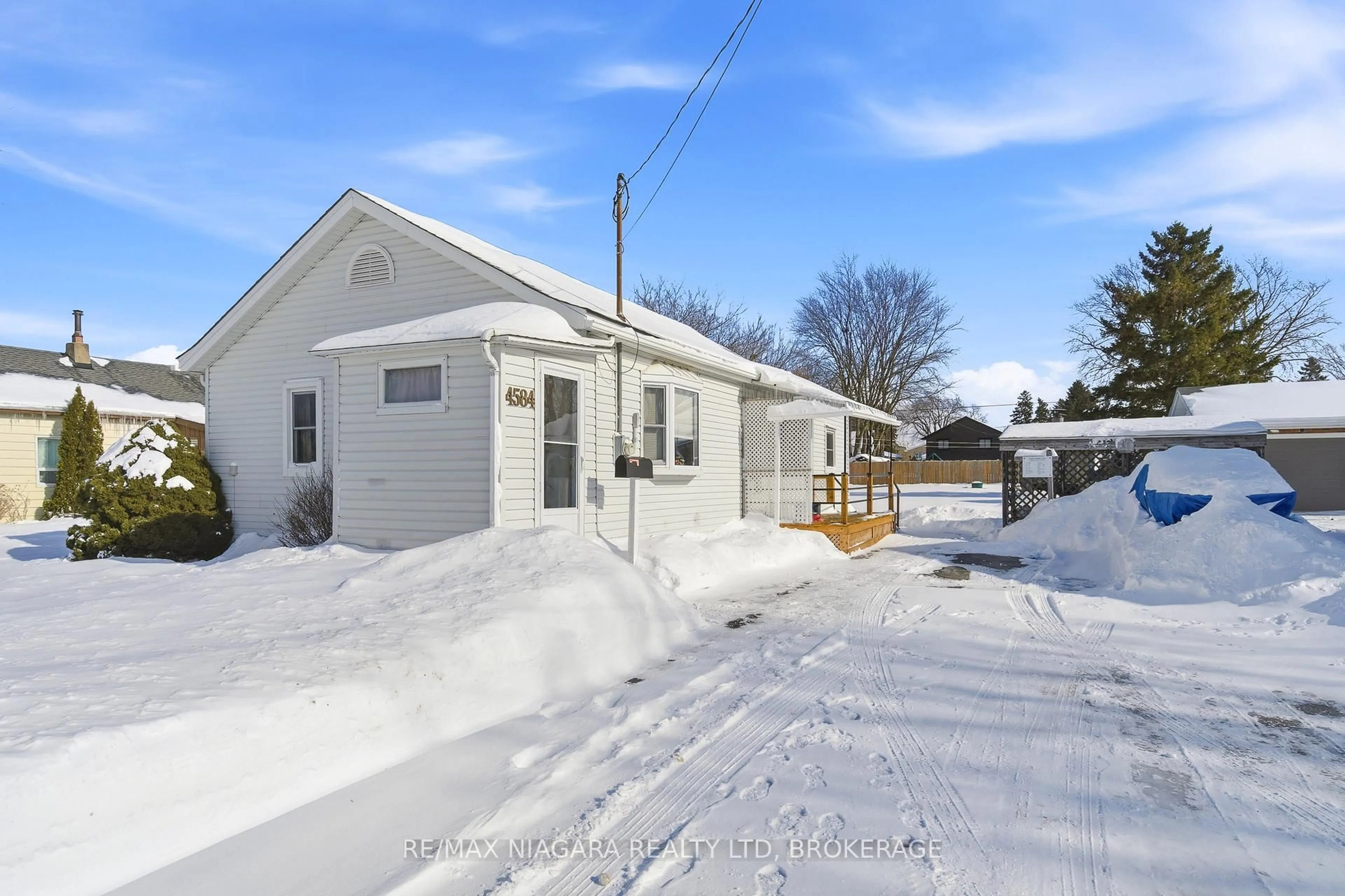 Unknown for 4584 Baldwin Ave, Niagara Falls Ontario L2H 1N8