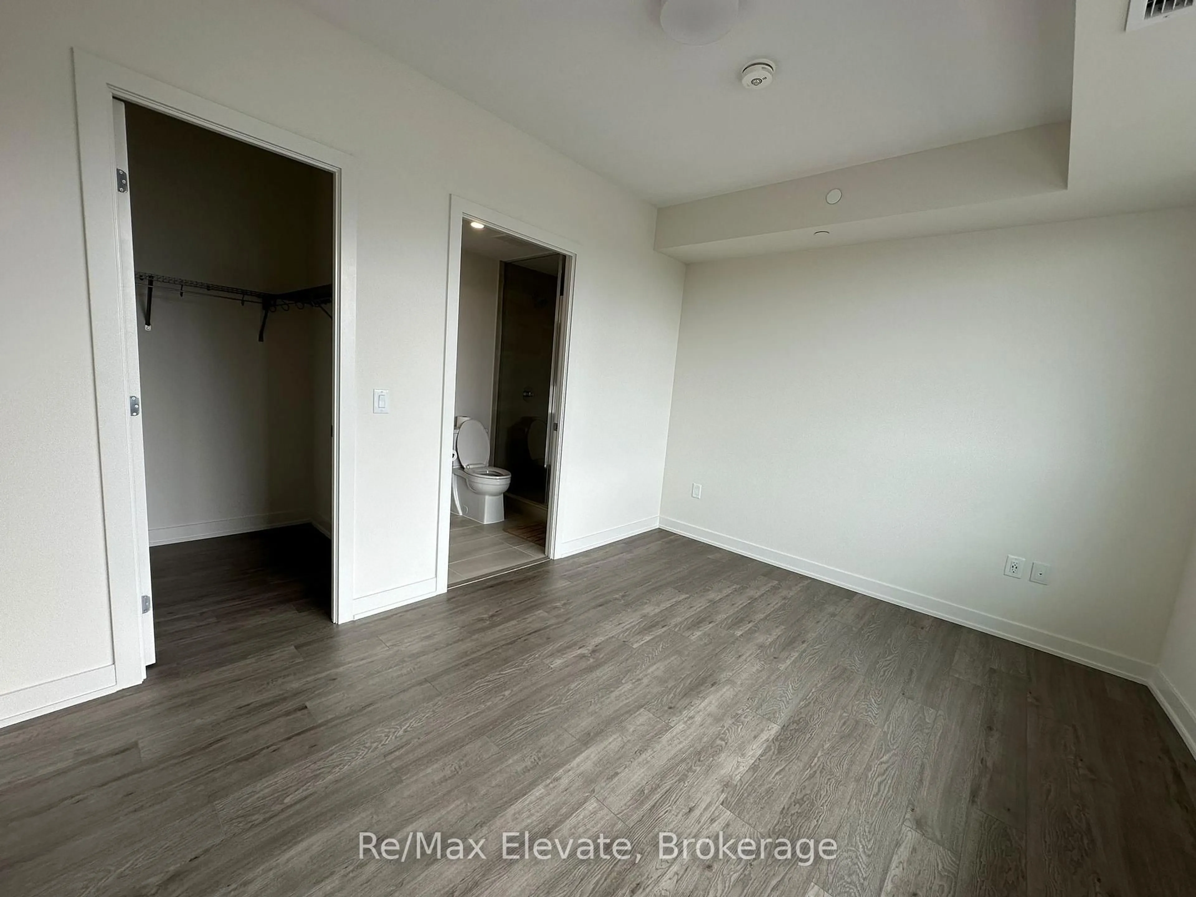 A pic of a room for 212 King William St #717, Hamilton Ontario L8R 0A7