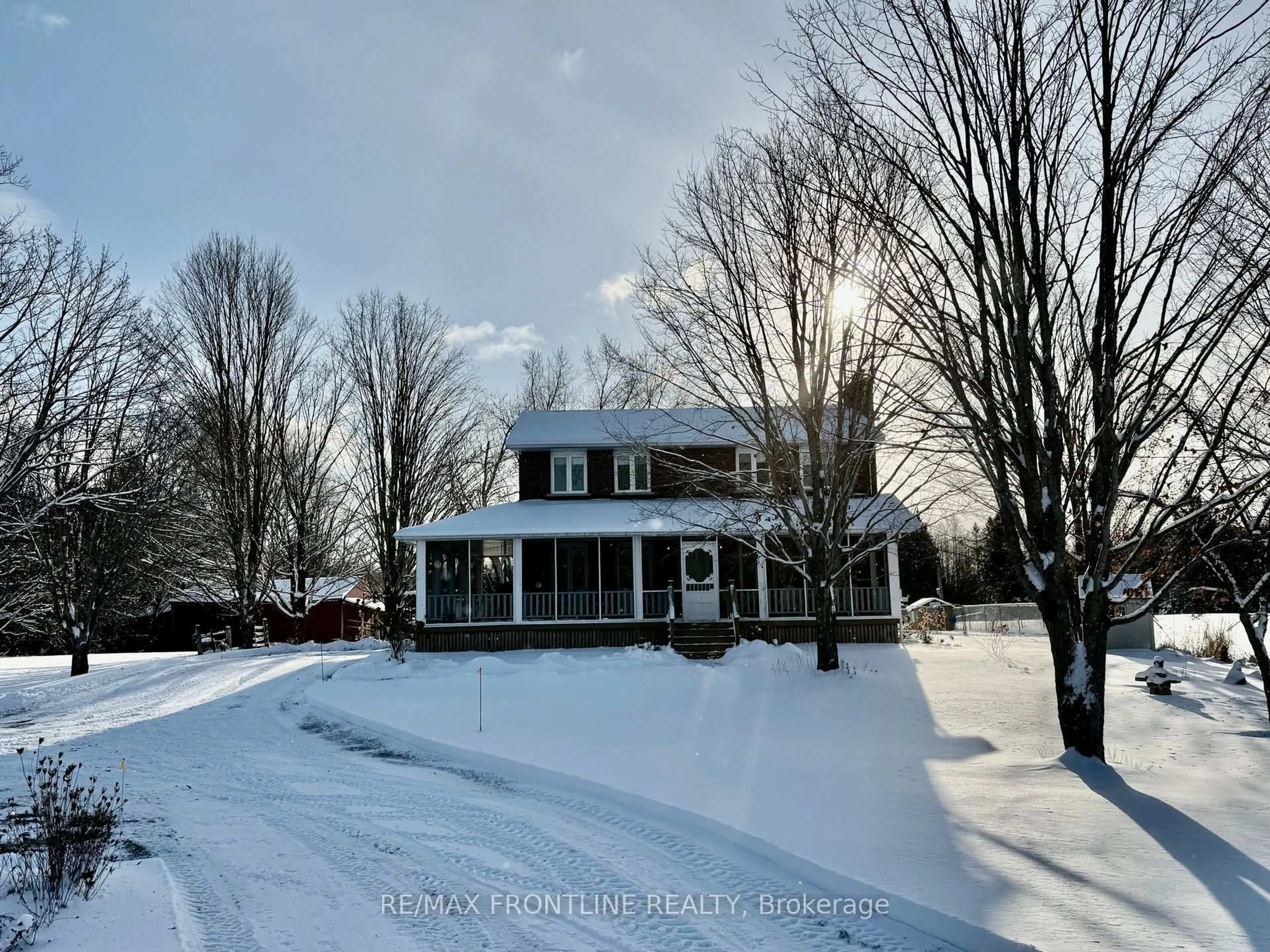A pic from outside/outdoor area/front of a property/back of a property/a pic from drone, street for 299 McGuire Rd, Smiths Falls Ontario K7A 4S4