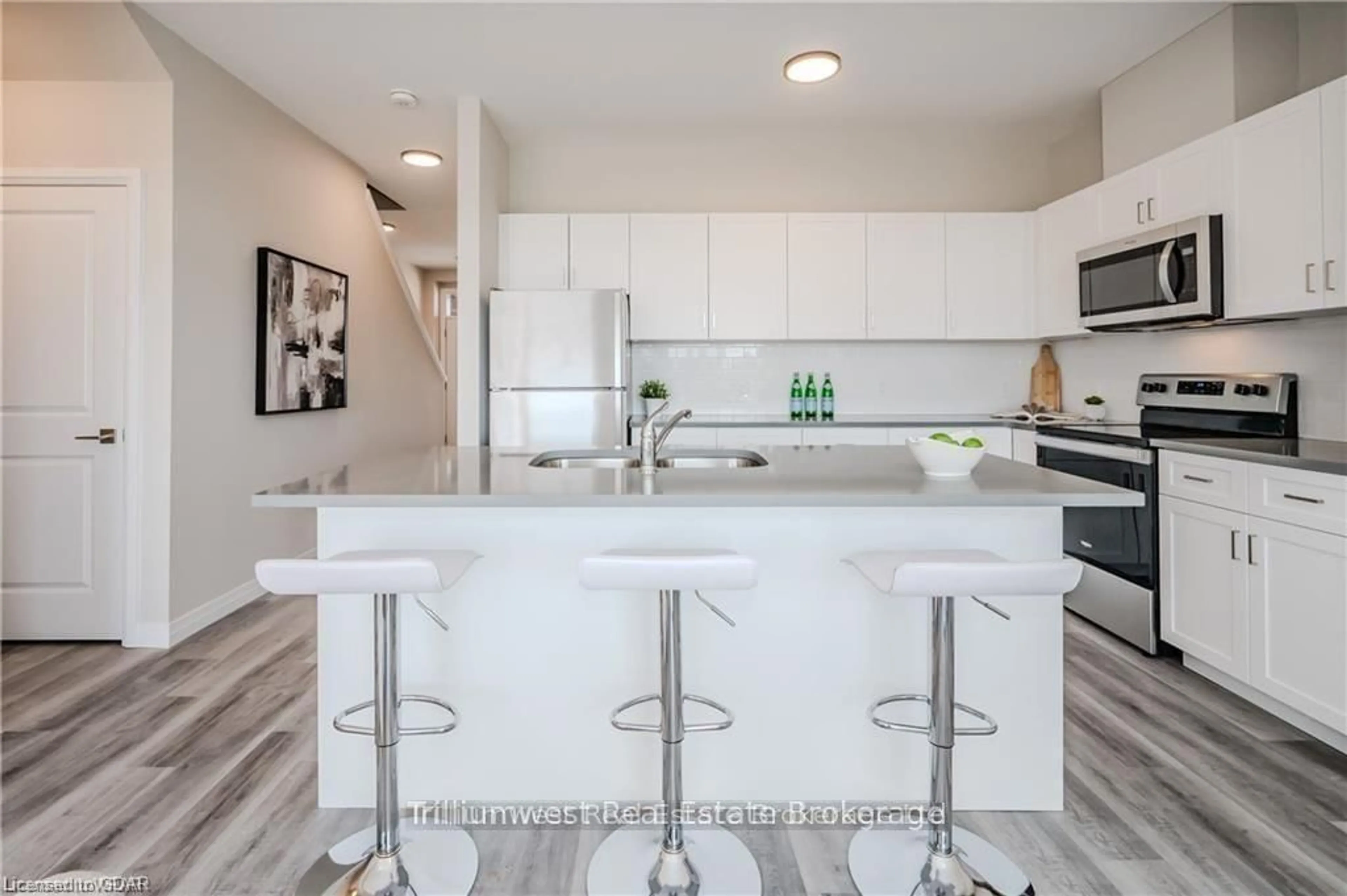 Contemporary kitchen, ceramic/tile floor for 64 Ayr Meadows Cres, North Dumfries Ontario N0B 1E0