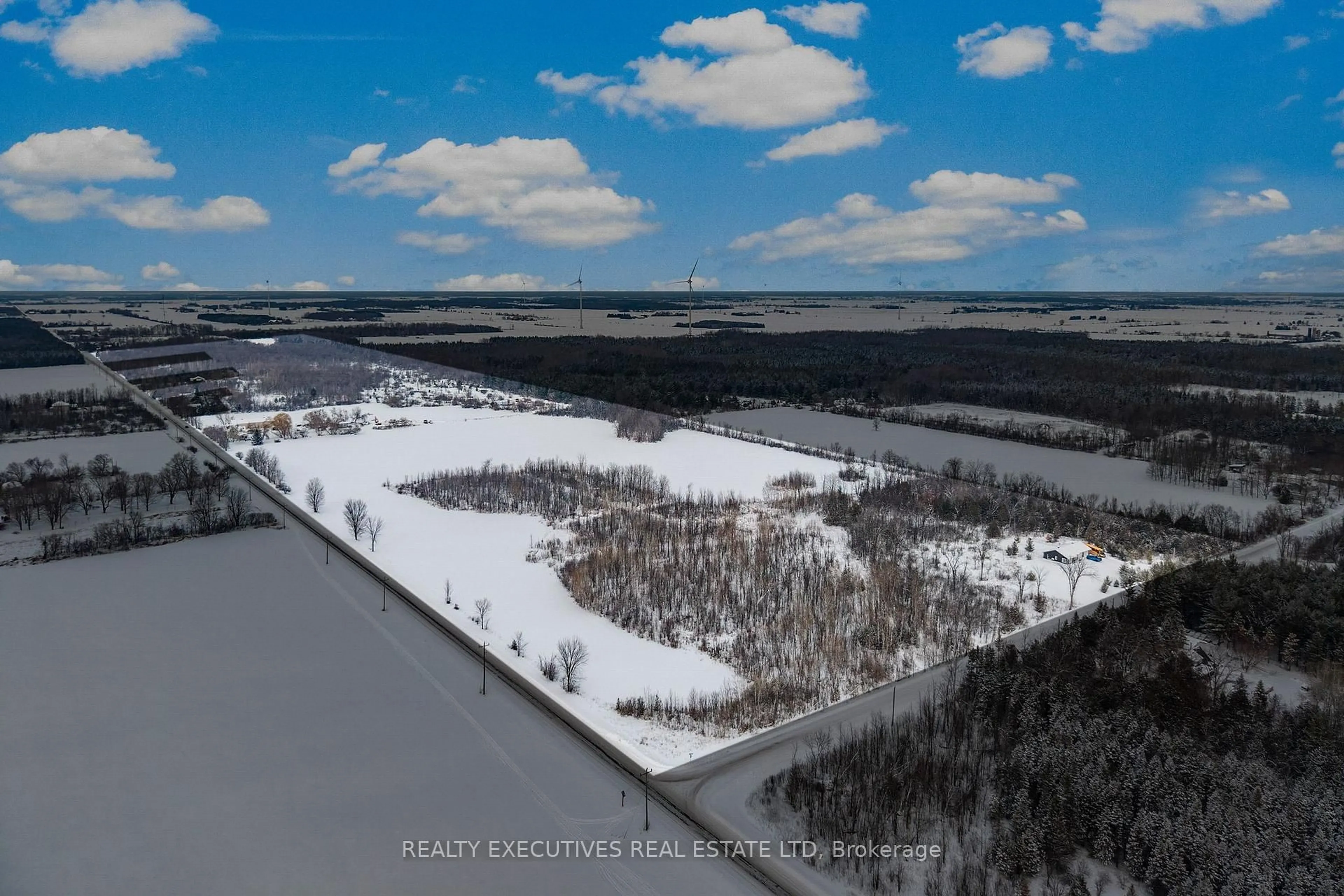 A pic from outside/outdoor area/front of a property/back of a property/a pic from drone, water/lake/river/ocean view for 1991 Finch-Winchester Rd, North Stormont Ontario K0C 1H0