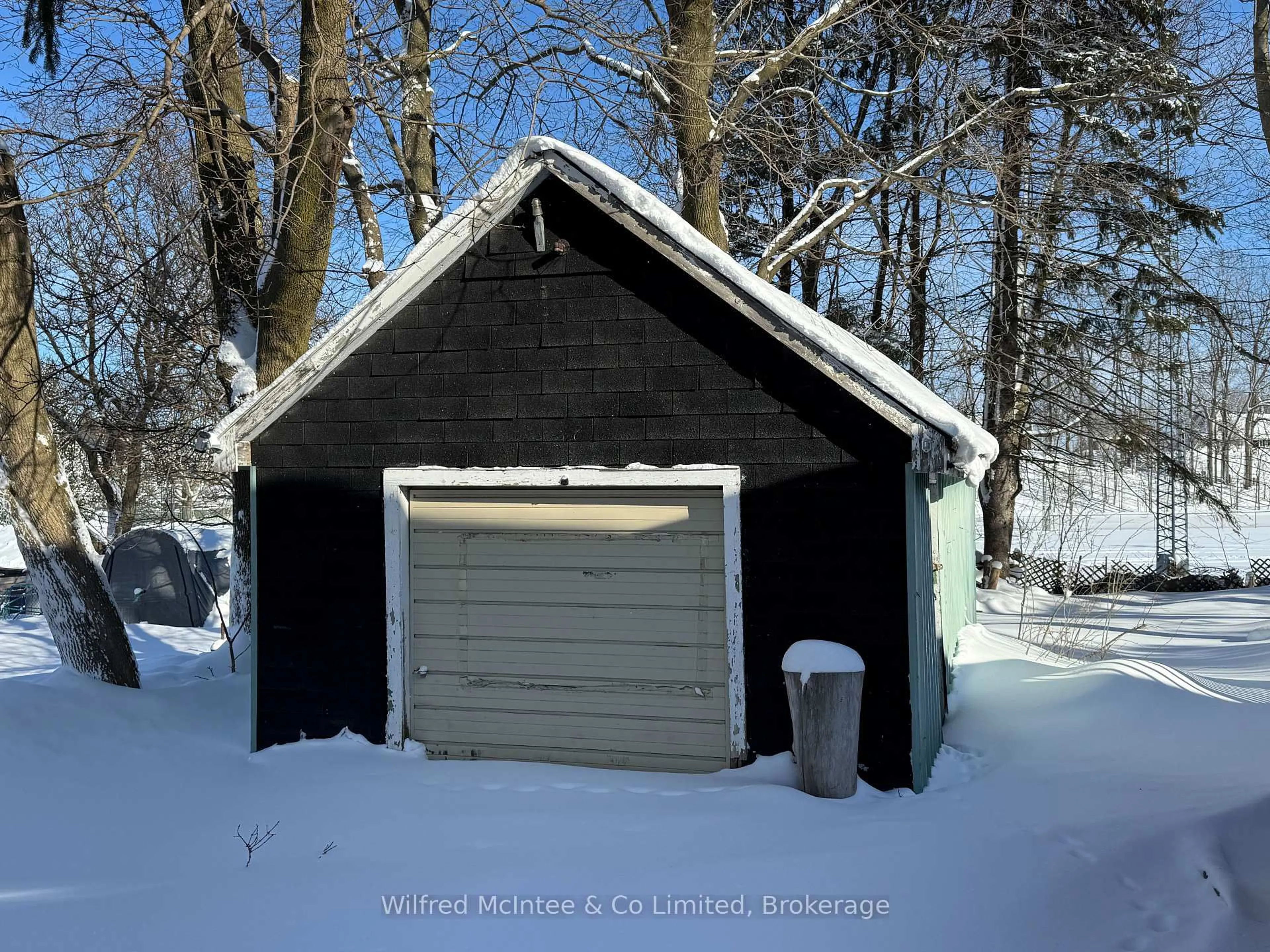 Shed for 11 Simpson St, South Bruce Ontario N0G 2J0