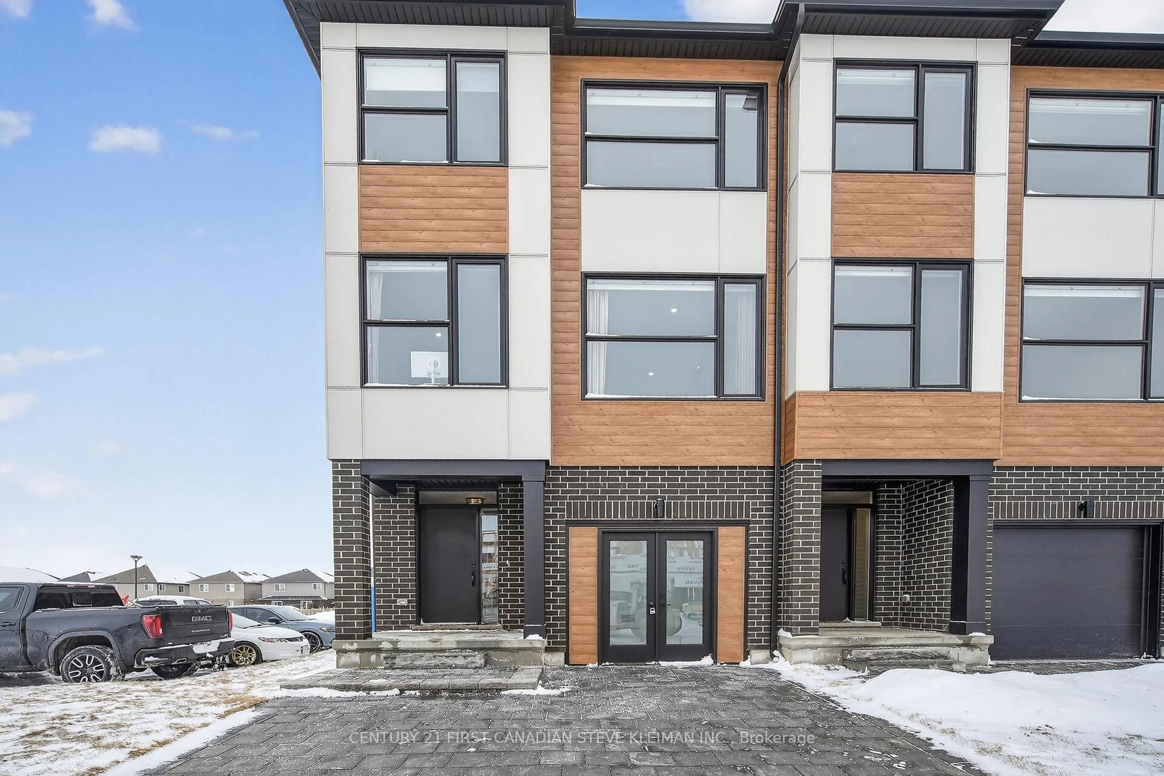 Home with brick exterior material, street for 2830 Tokala Tr #105, London North Ontario N6G 5B4