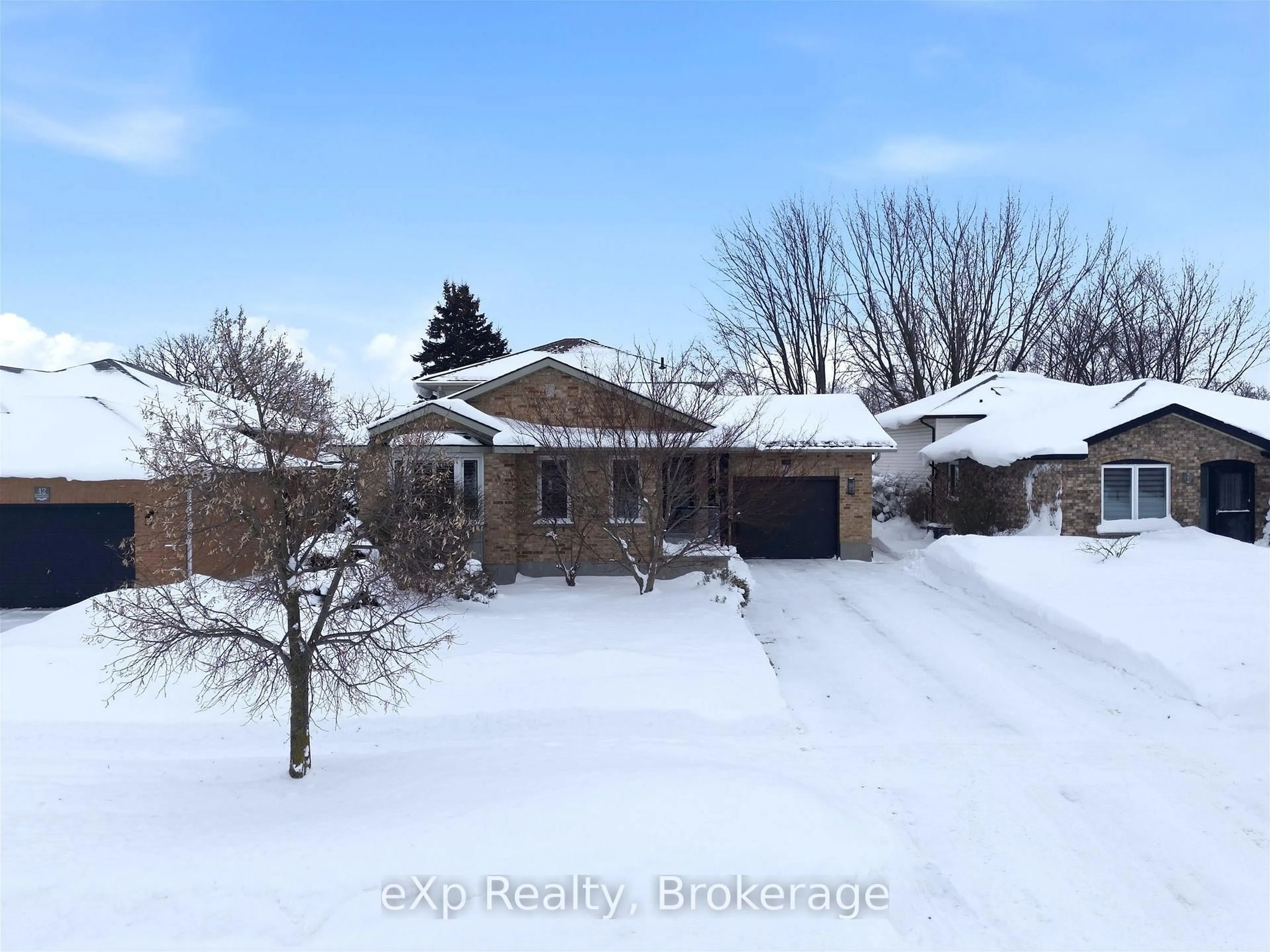 A pic from outside/outdoor area/front of a property/back of a property/a pic from drone, street for 48 Killoran Cres, Stratford Ontario N4Z 1H6