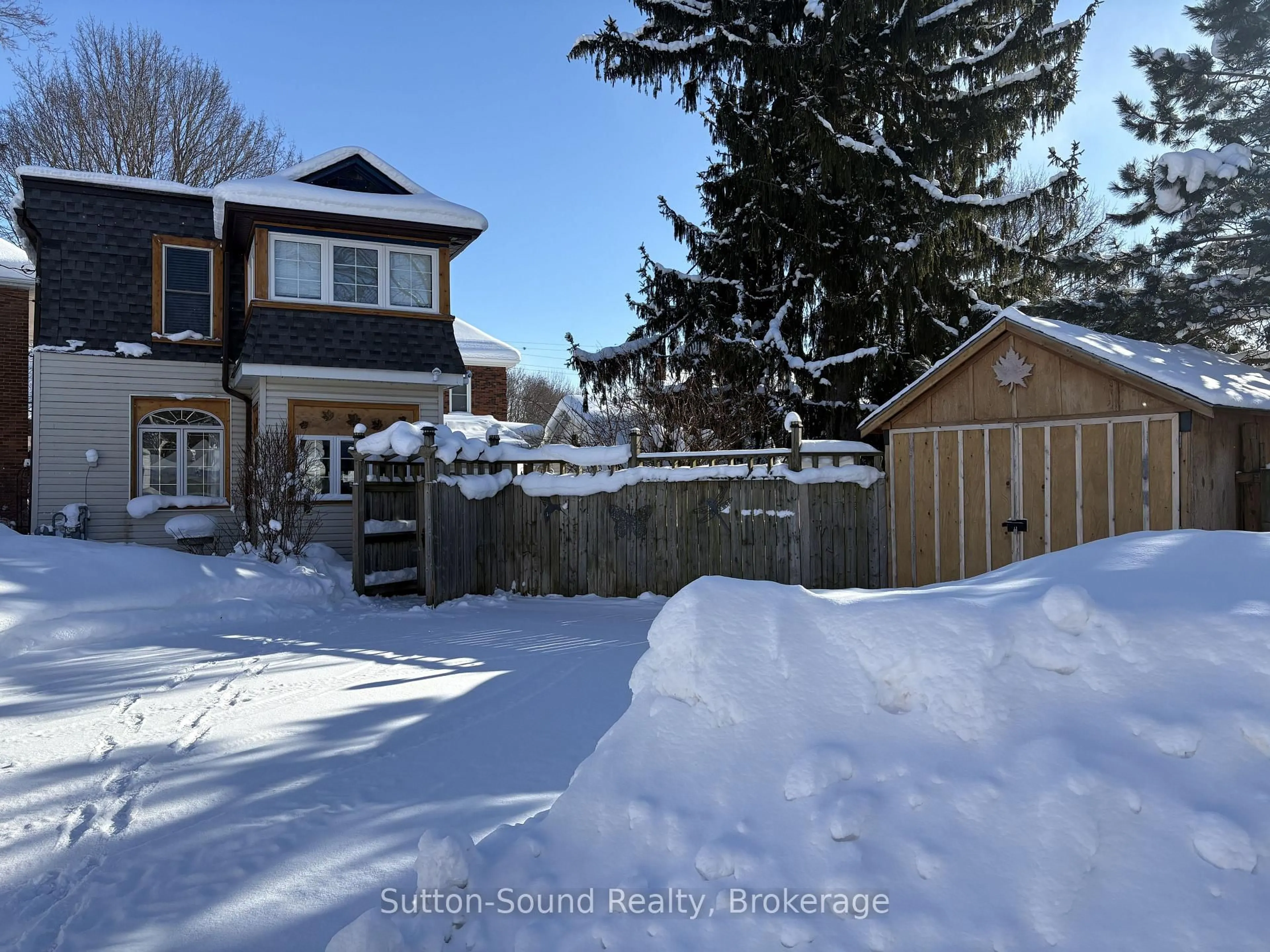A pic from outside/outdoor area/front of a property/back of a property/a pic from drone, street for 155 5th  A St, Owen Sound Ontario N4K 1C4