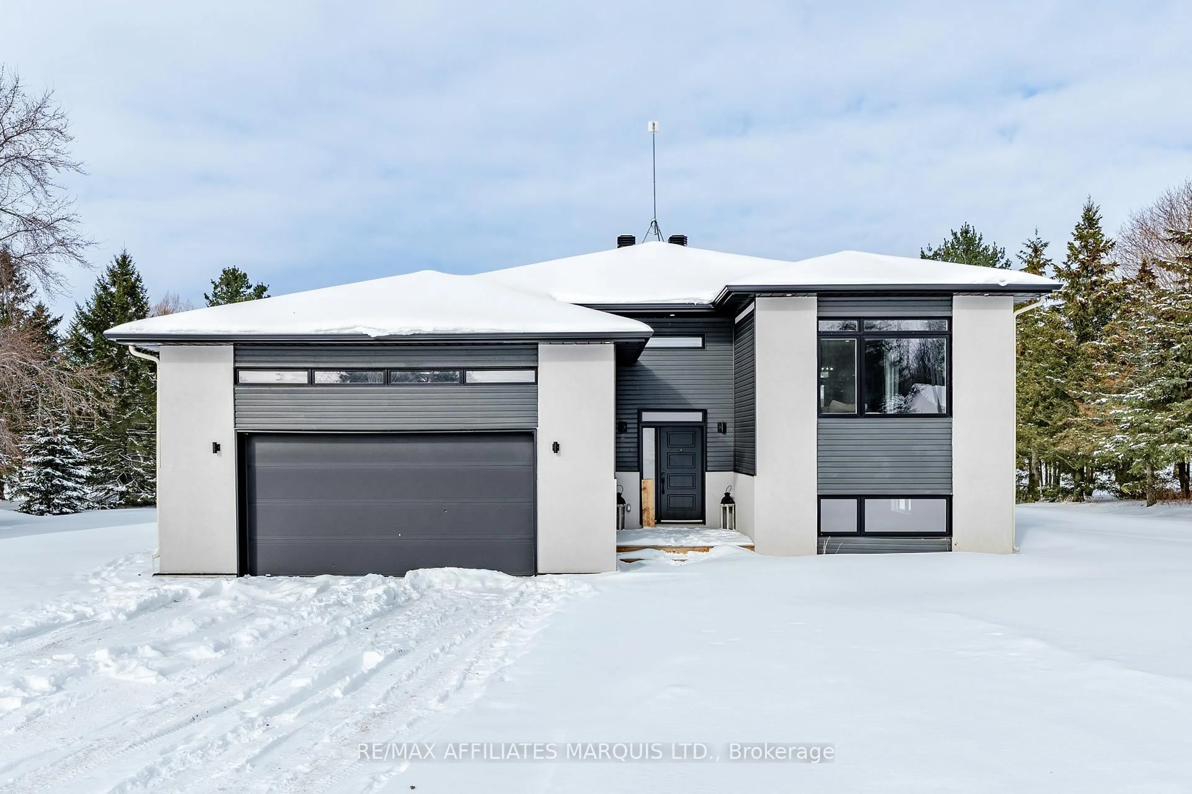 Unknown for 16939 Eighth Rd, North Stormont Ontario K0C 1W0