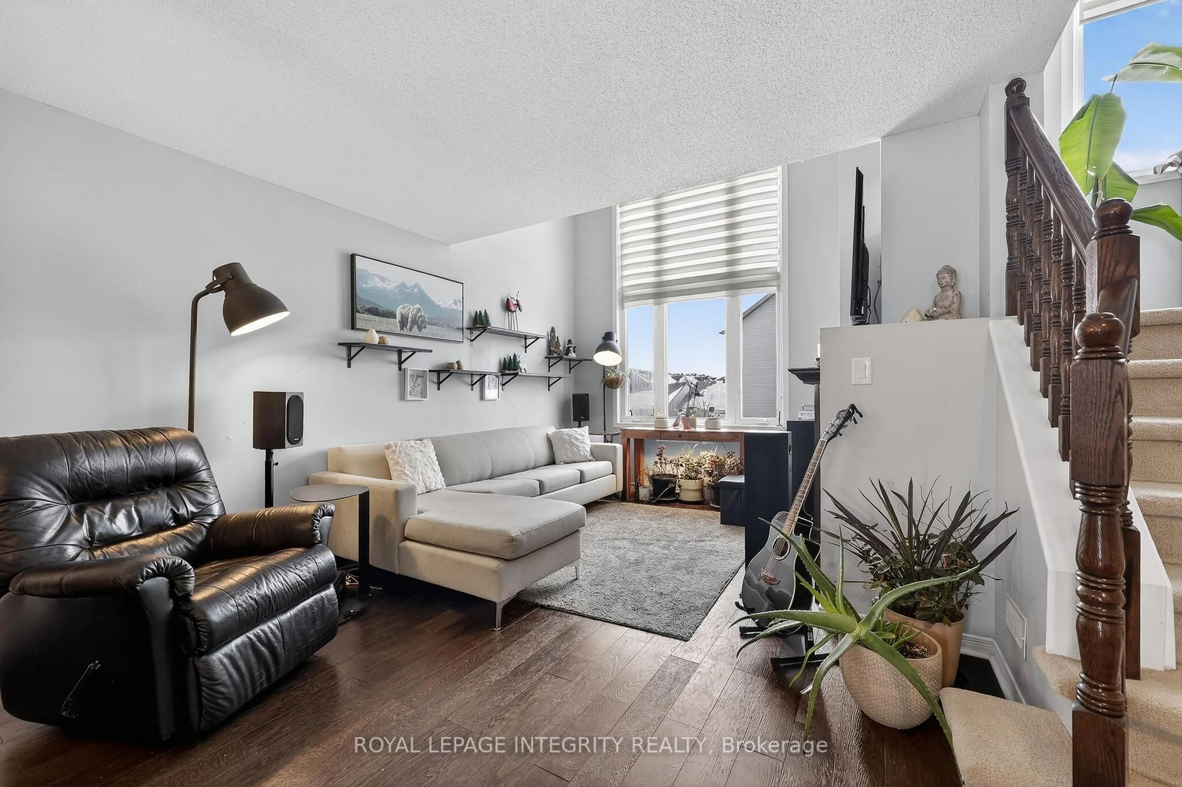 Living room with furniture, unknown for 360 Galston Private, Ottawa Ontario K1W 0G3