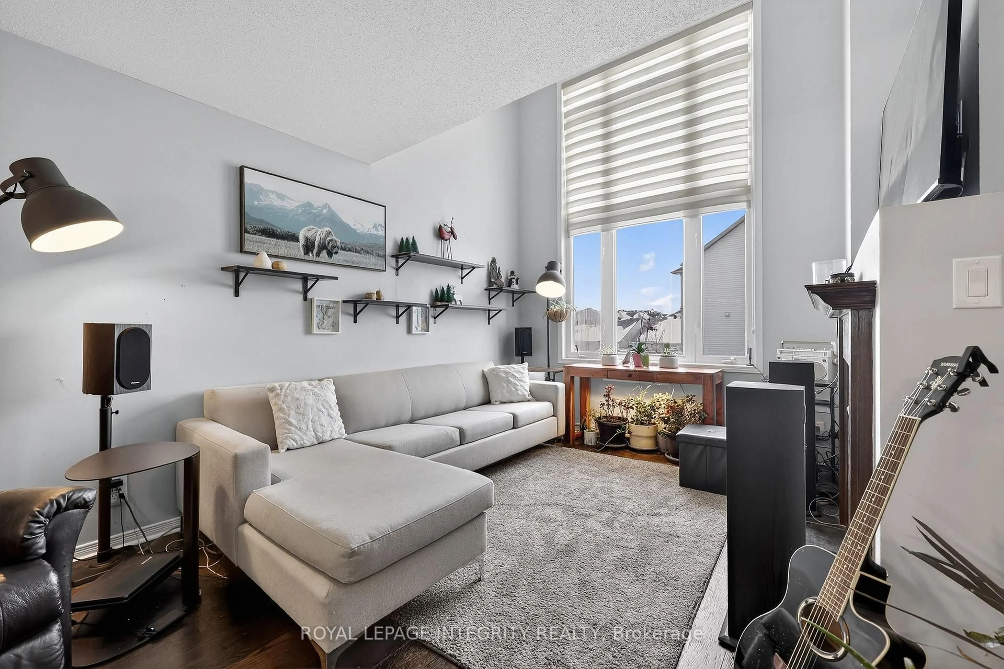 Living room with furniture, unknown for 360 Galston Private, Ottawa Ontario K1W 0G3