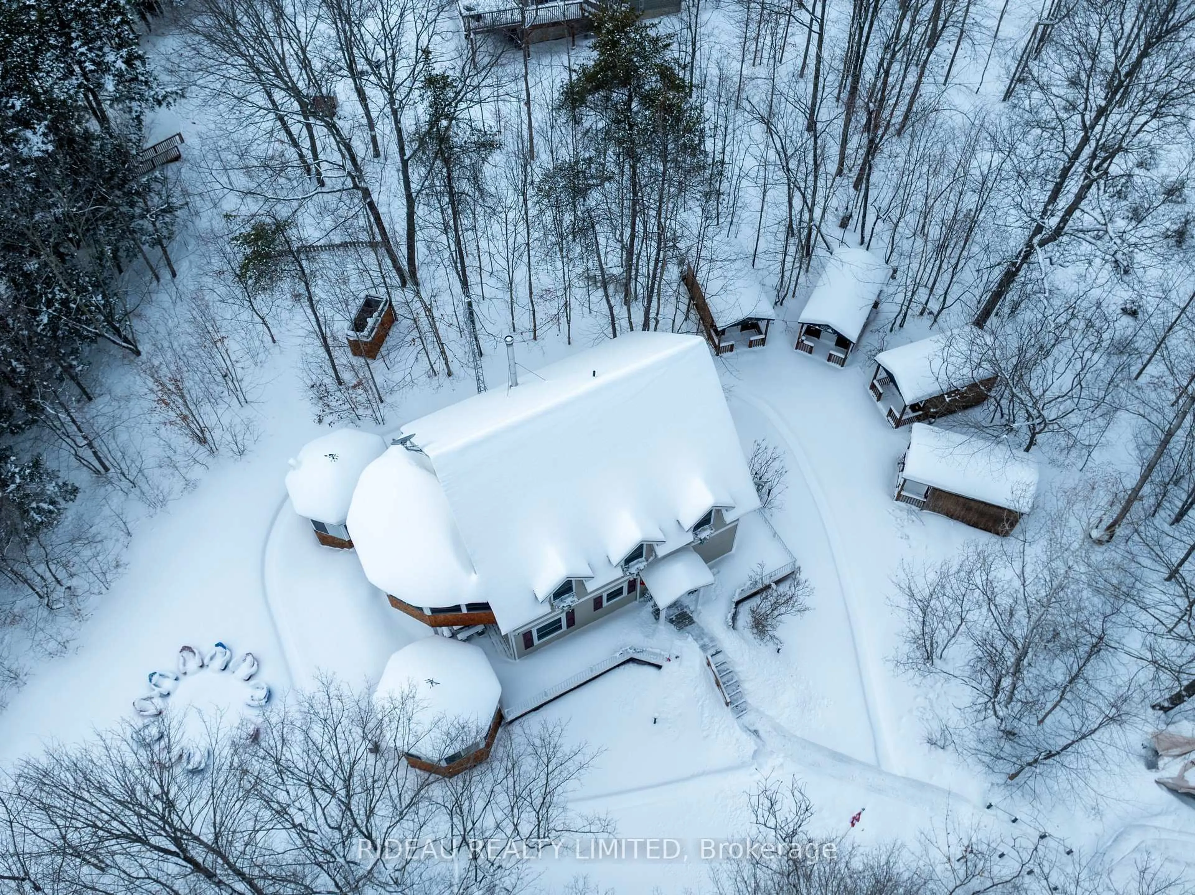 A pic from outside/outdoor area/front of a property/back of a property/a pic from drone, unknown for 133 SWAN Lane, Rideau Lakes Ontario K0G 1V0
