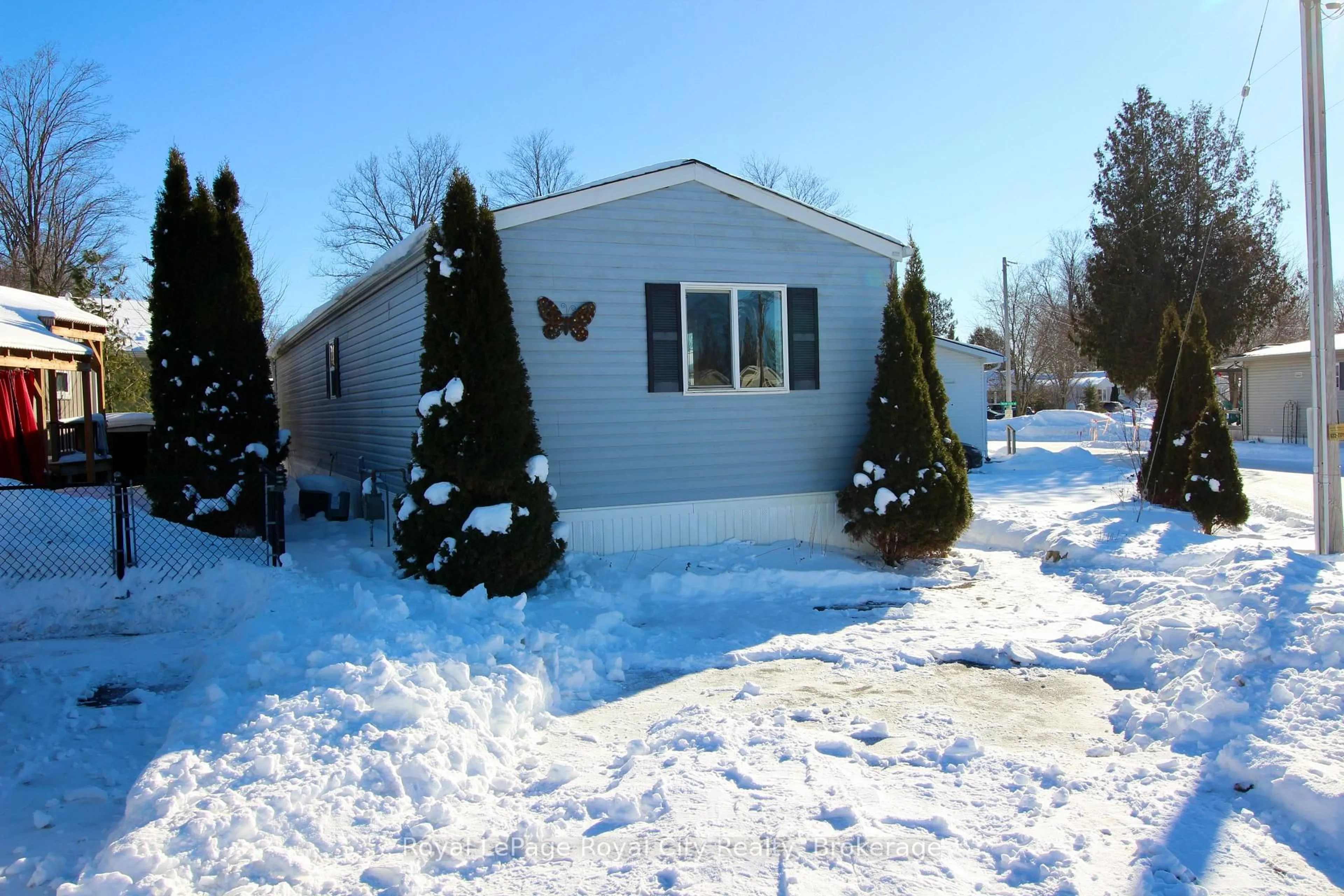 Shed for 6 Olympia Ave, Puslinch Ontario N0B 2C0