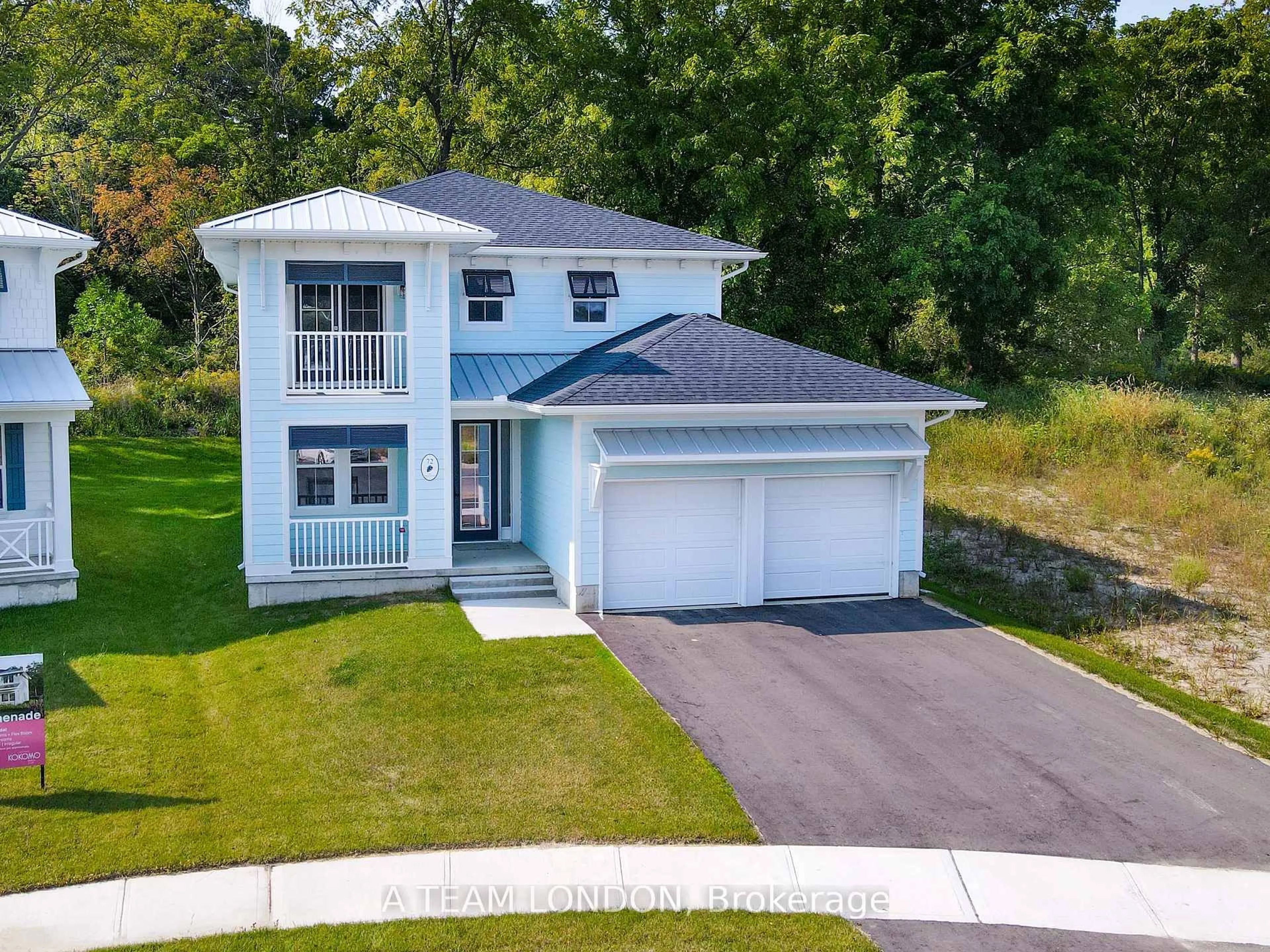 A pic from outside/outdoor area/front of a property/back of a property/a pic from drone, street for 93 The Promenade, Central Elgin Ontario N5L 1C5