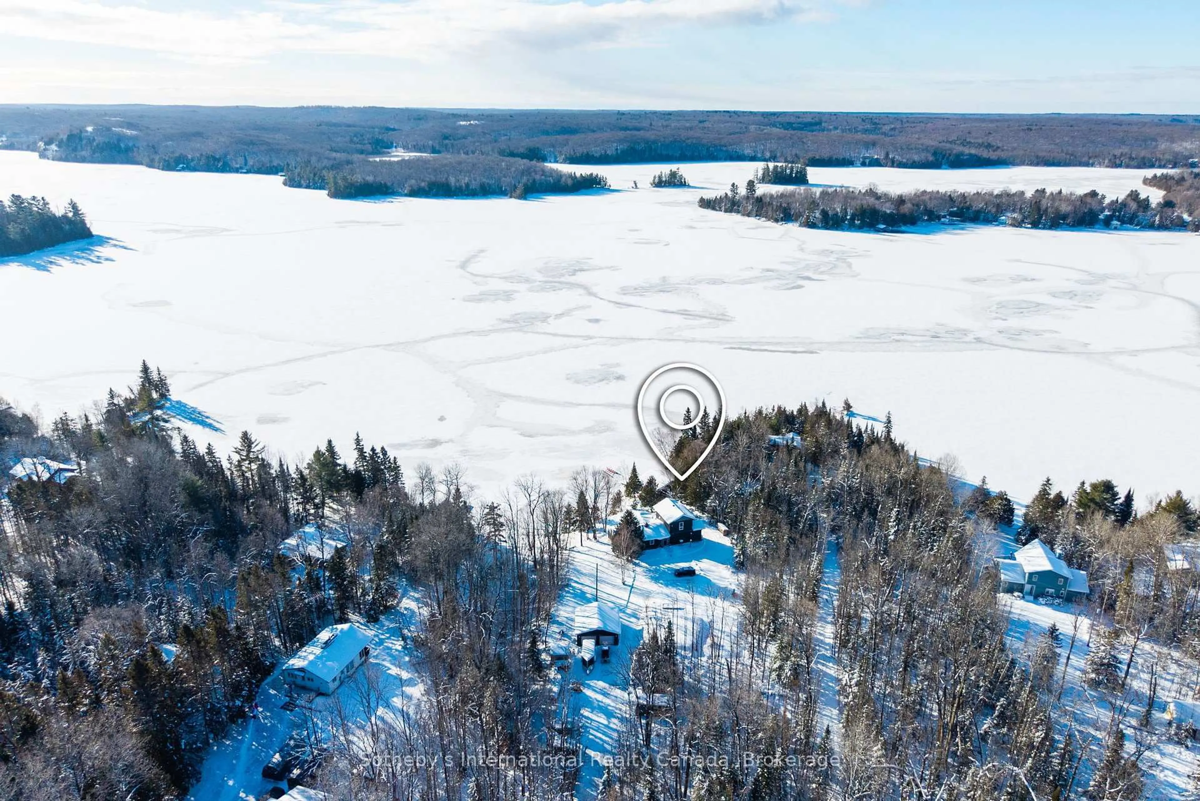 A pic from outside/outdoor area/front of a property/back of a property/a pic from drone, water/lake/river/ocean view for 126 CHAPMAN Dr, Magnetawan Ontario P0A 1P0