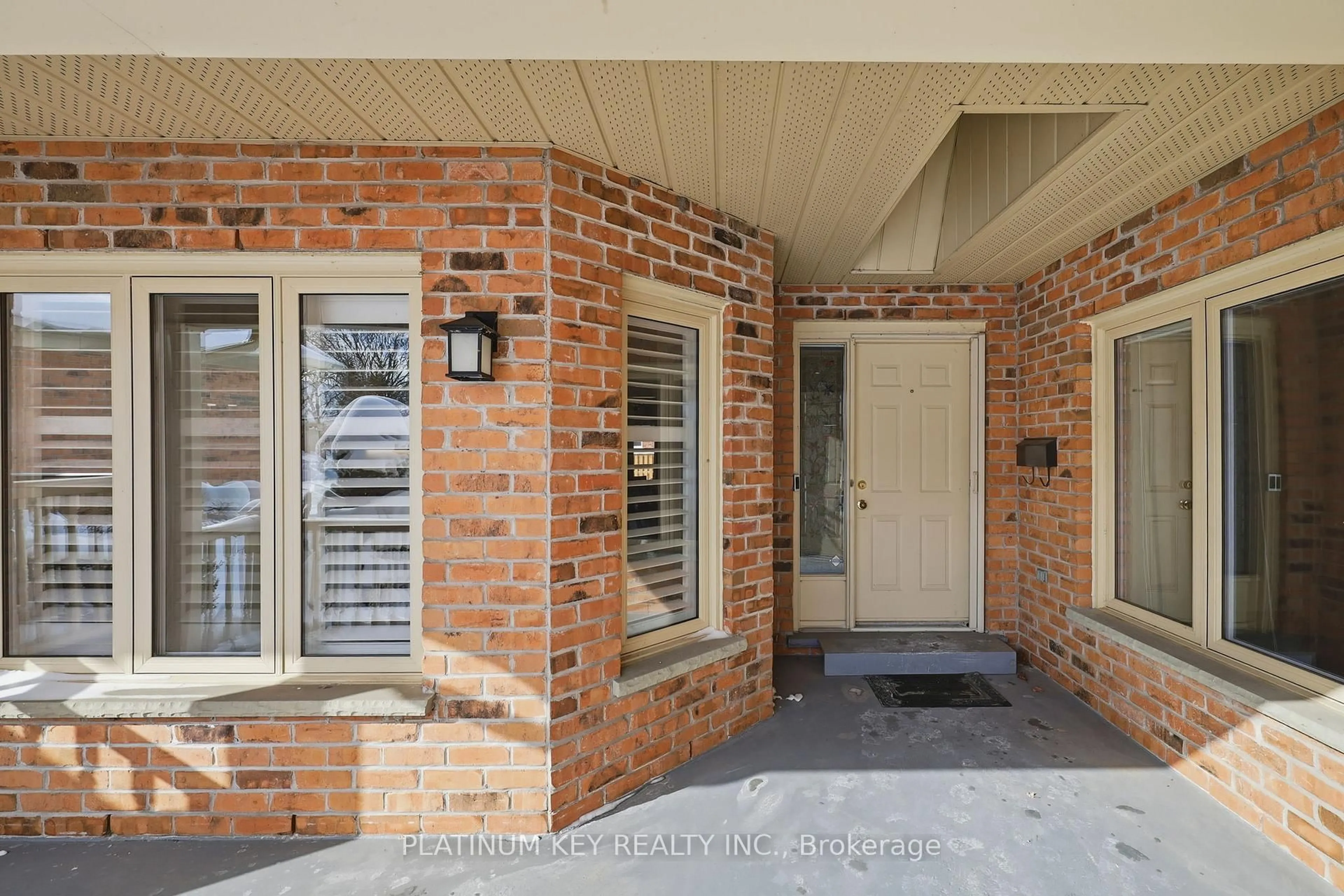 Home with brick exterior material, street for 1331 Commissioners Rd #7, London South Ontario N6K 1E2