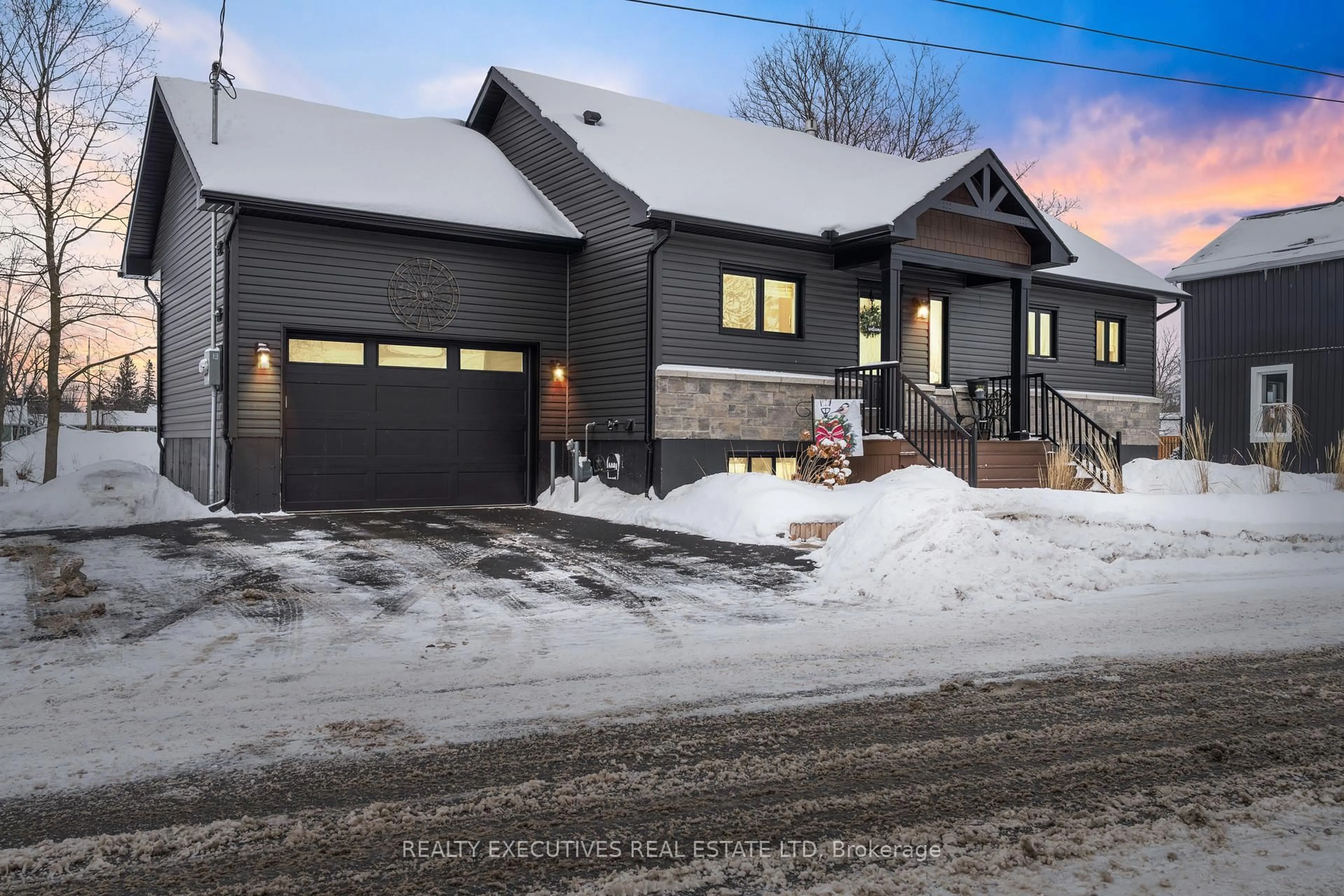 Unknown for 69 Mill St, North Dundas Ontario K0C 1H0