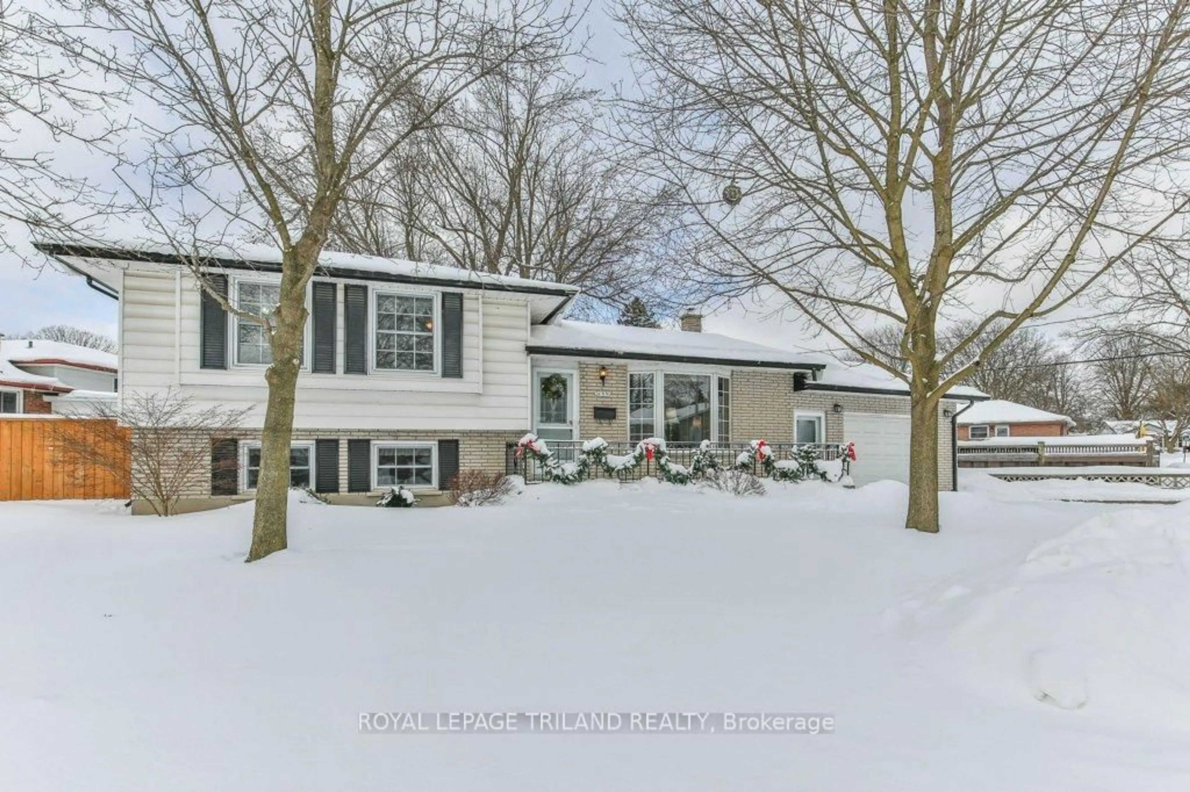 Unknown for 7 HAMBER Crt, London East Ontario N5W 1R4