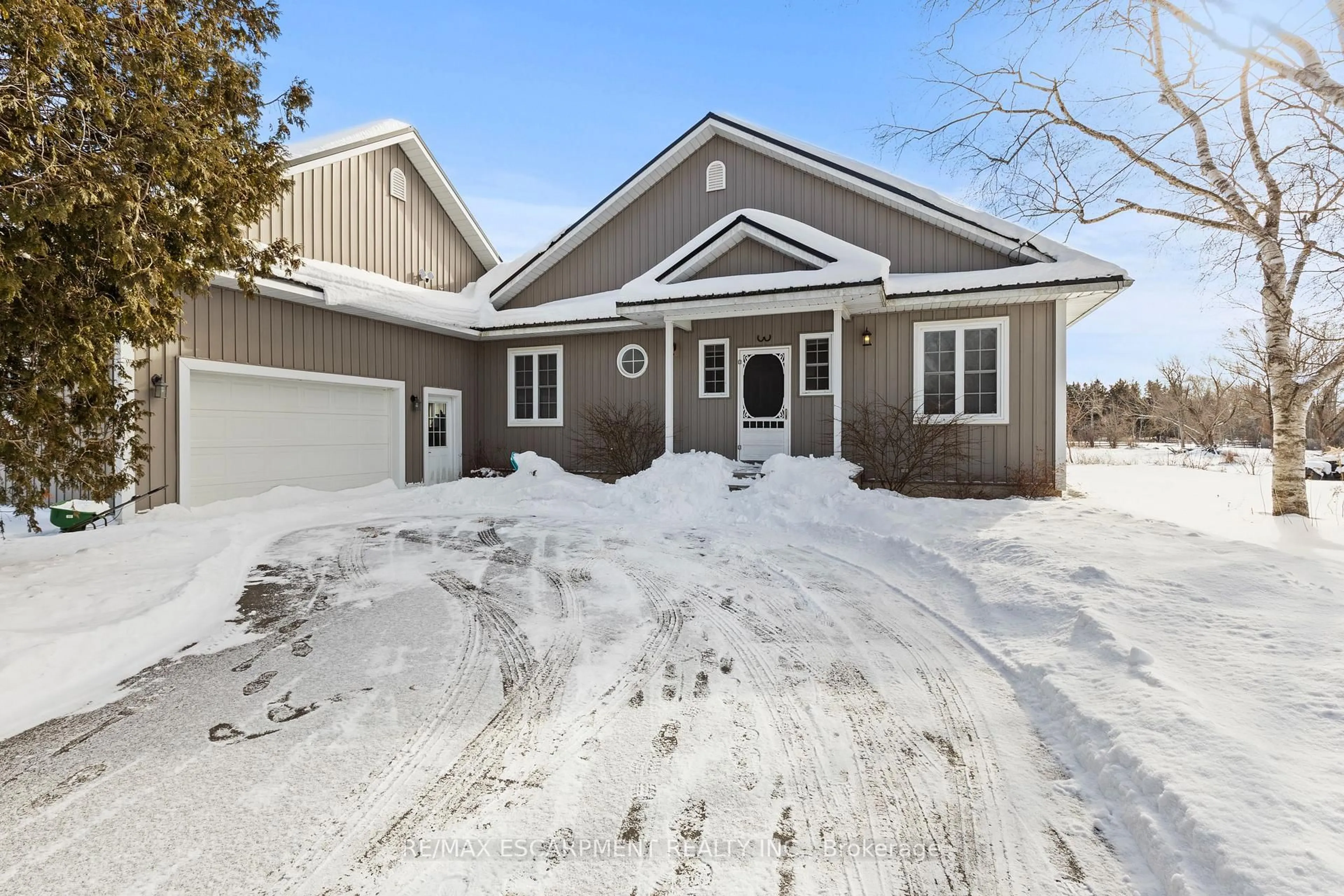 Unknown for 20 Carlisle Rd, Hamilton Ontario L8B 1C9