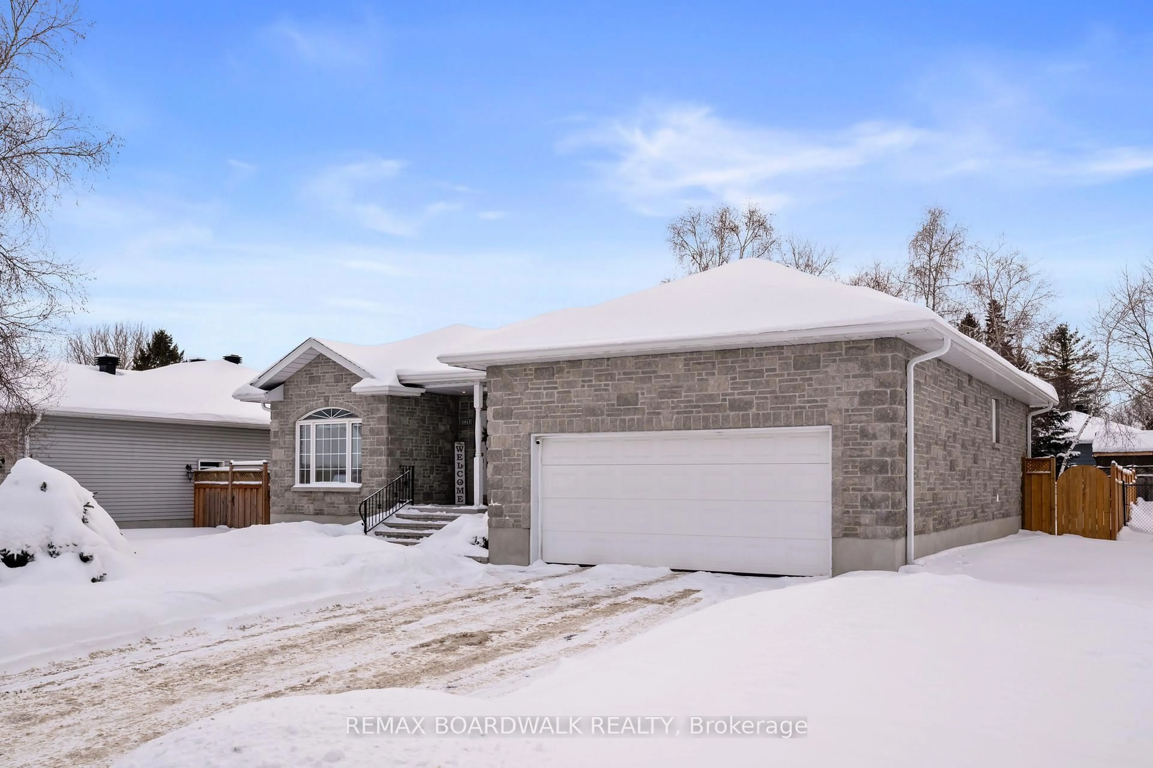 Home with brick exterior material, street for 1017 Massie Dr, Prescott Ontario K0E 1T0