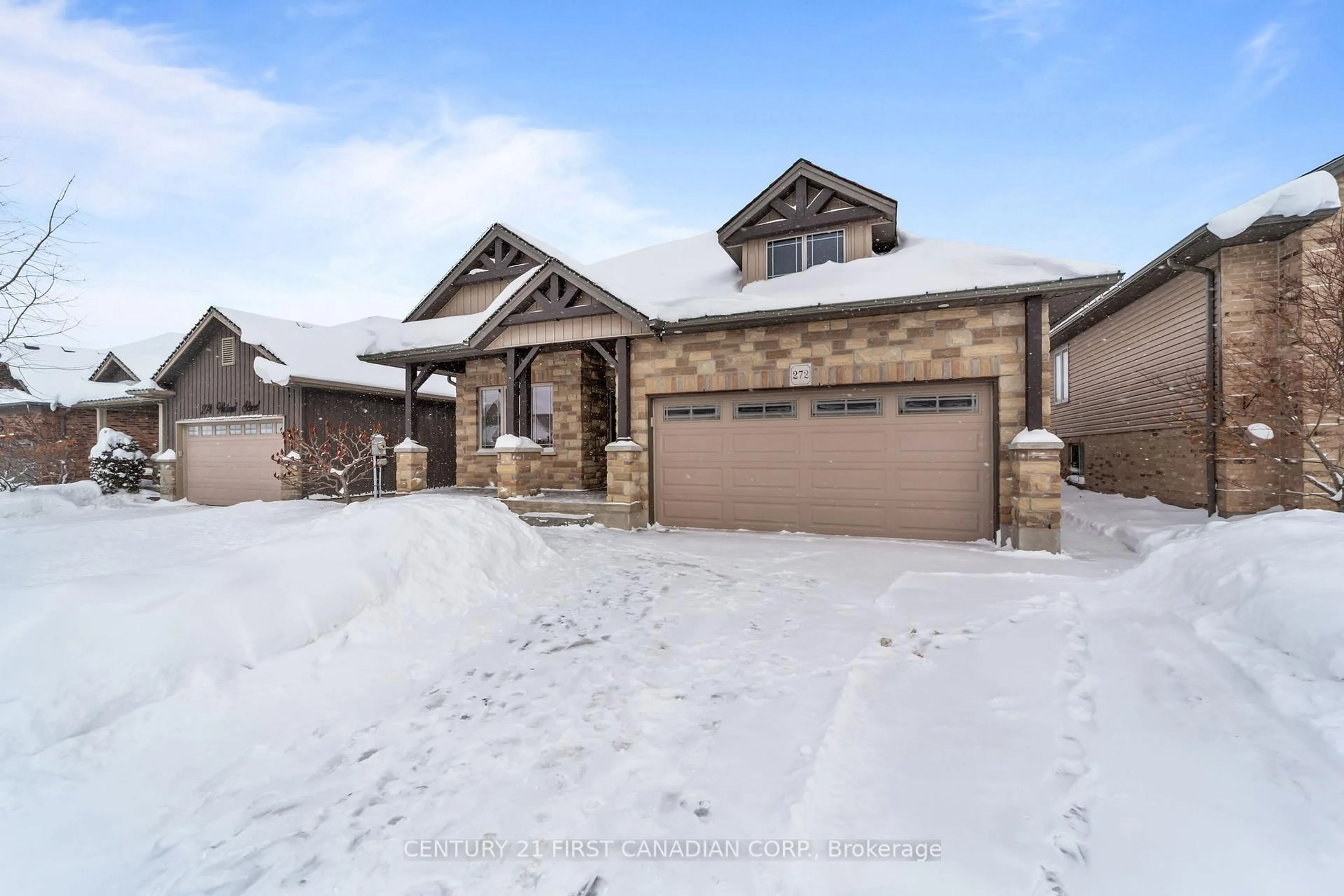 Home with brick exterior material, street for 272 Walnut St, Lucan Biddulph Ontario N0M 2J0