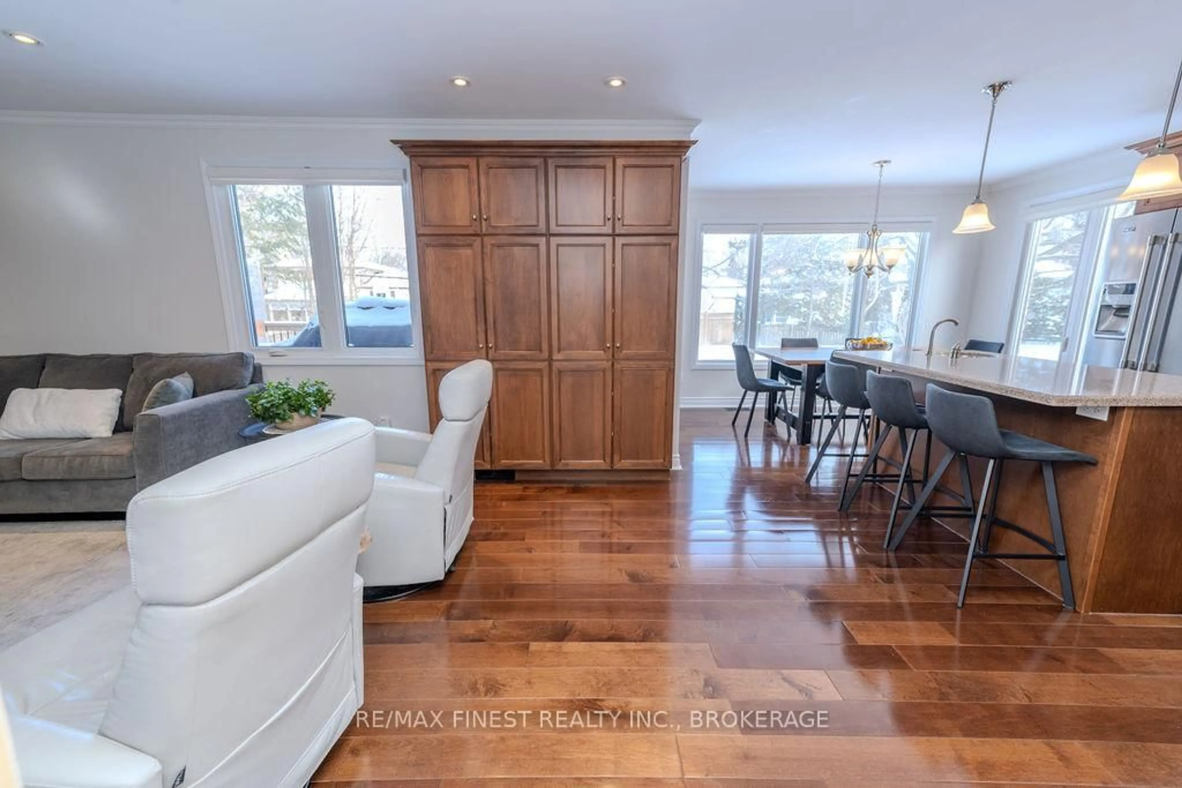 Open concept kitchen, wood/laminate floor for 410 Briarwood Dr, Kingston Ontario K7M 7V2