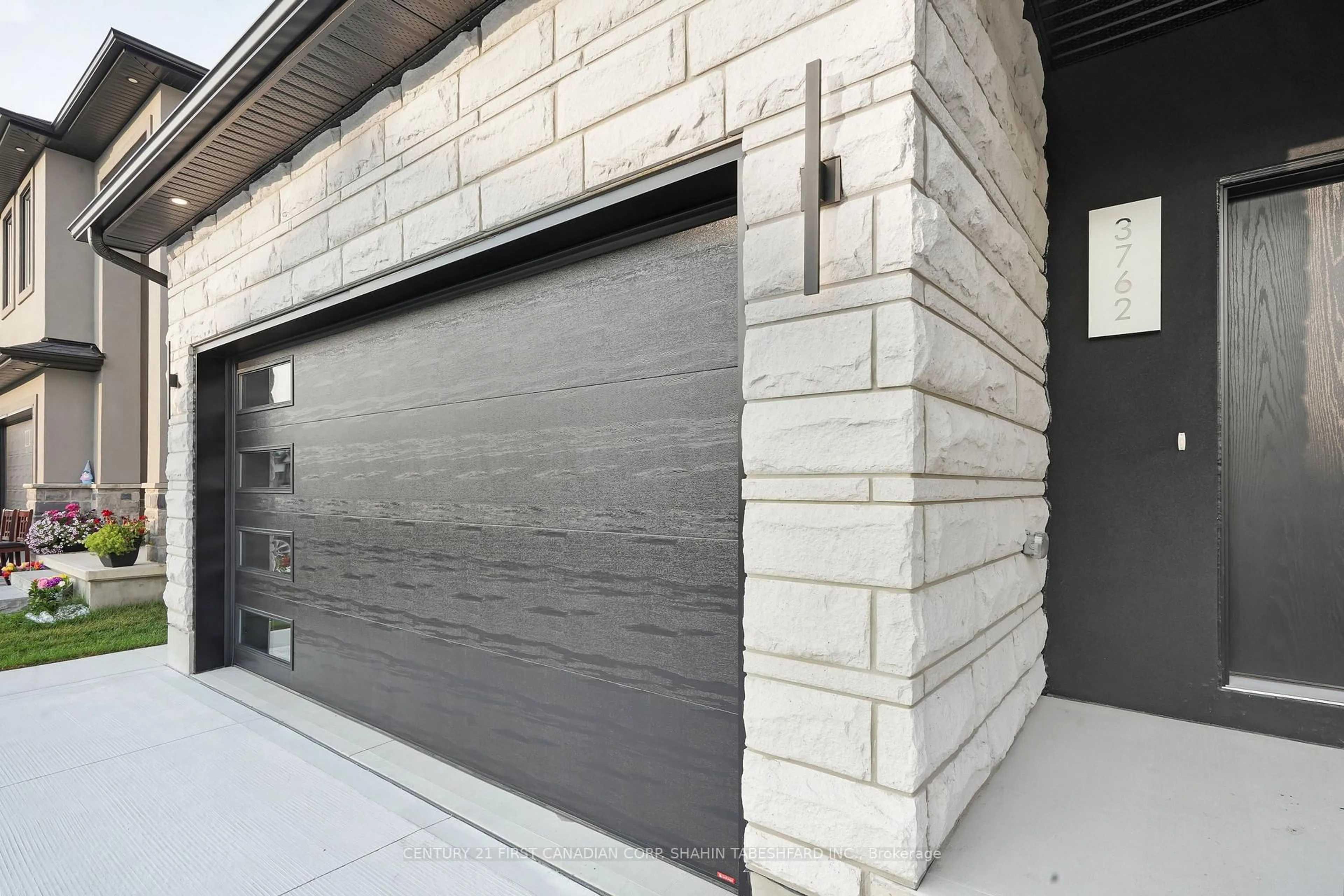 Unknown for 3762 Somerston Cres, London South Ontario N6L 1K3