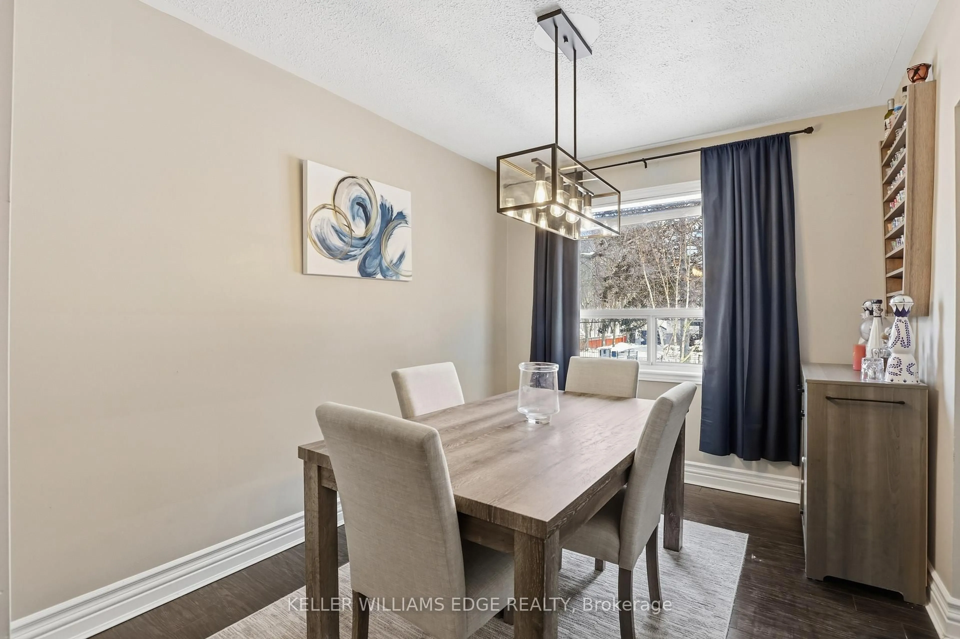 Dining room, wood/laminate floor for 48 Mountain Ave, Hamilton Ontario L8G 2V8