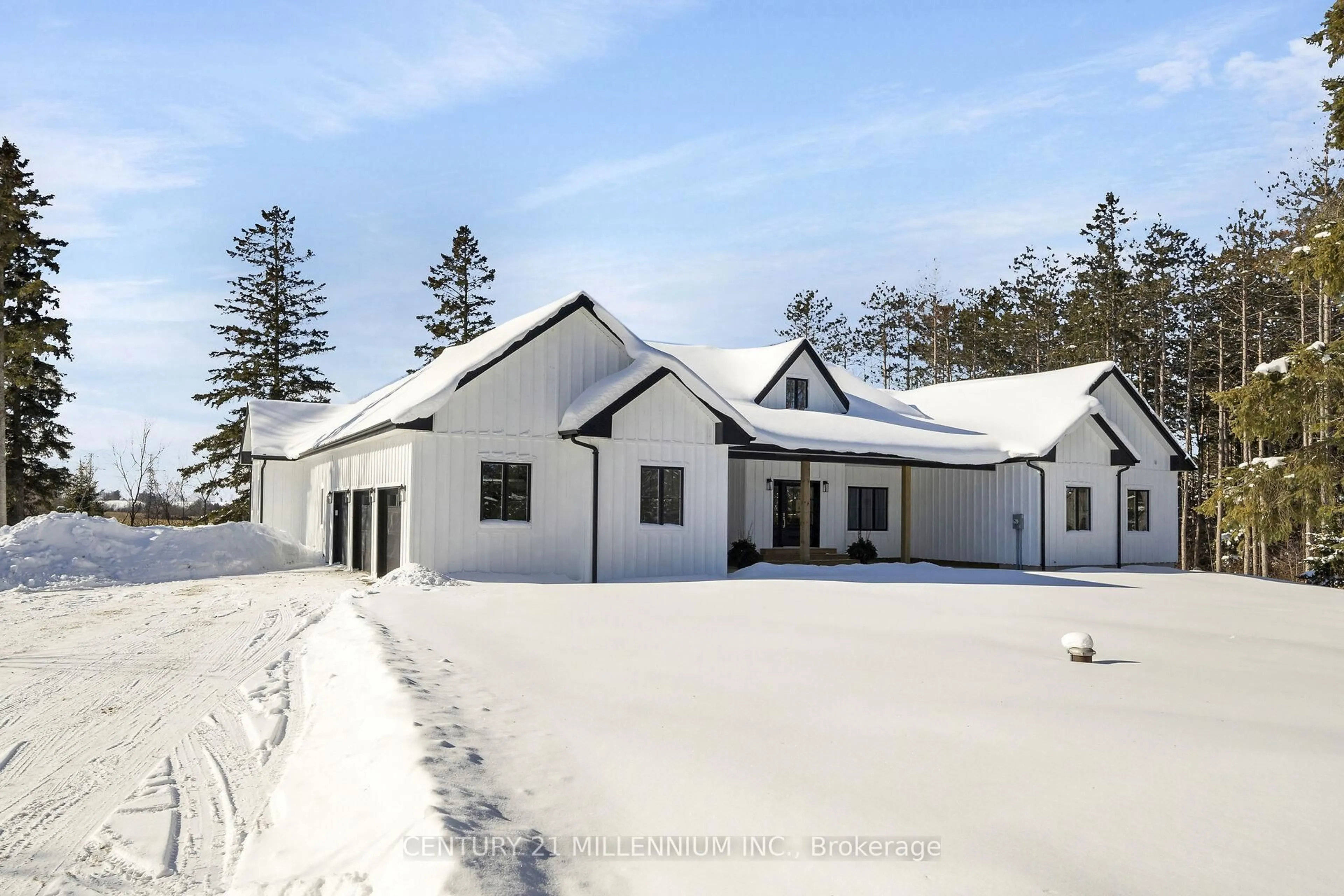A pic from outside/outdoor area/front of a property/back of a property/a pic from drone, unknown for 5450 Fifth Line, Erin Ontario N0B 1T0