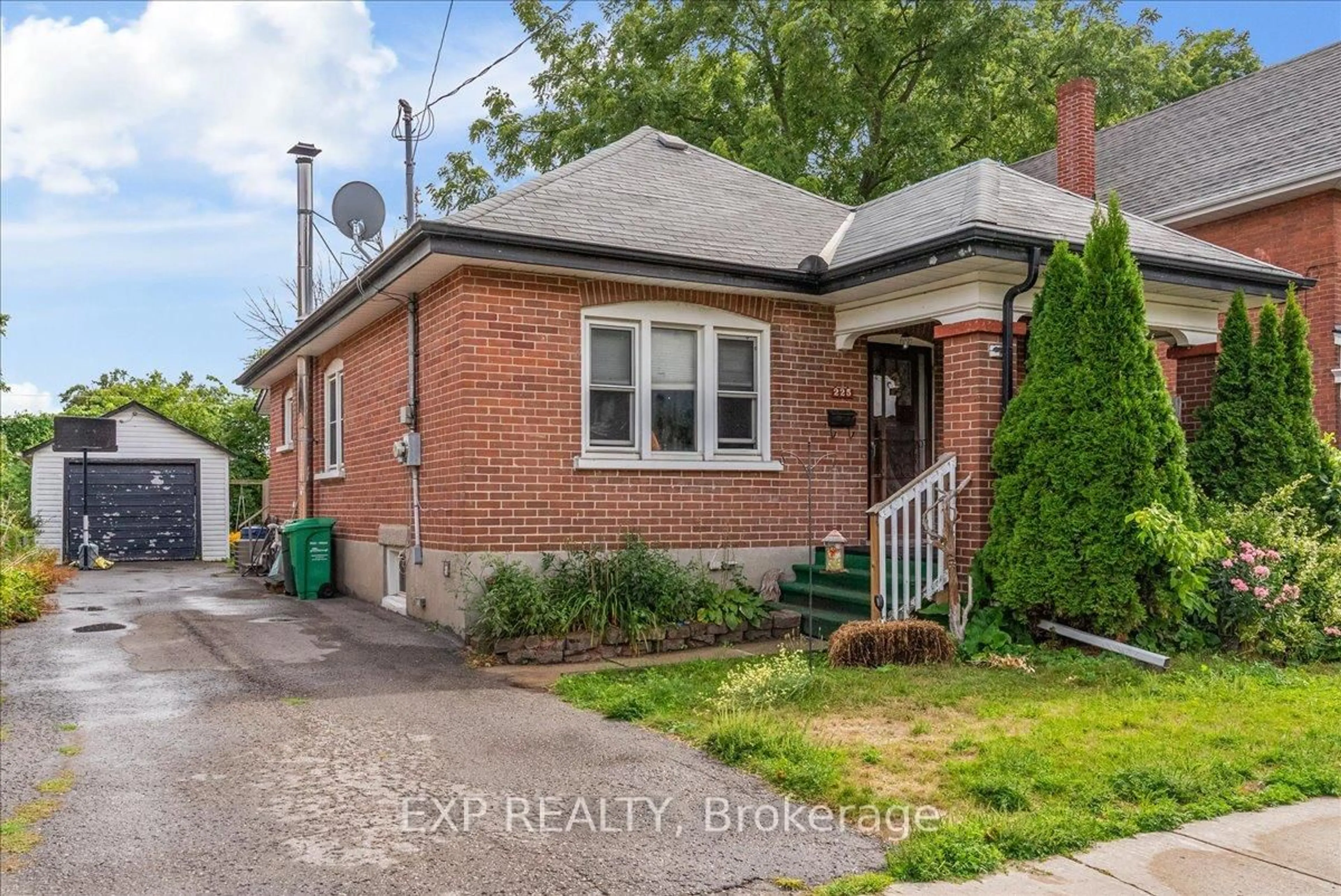 Home with brick exterior material, street for 225 Mcgill St, Peterborough Ontario K9J 1W2