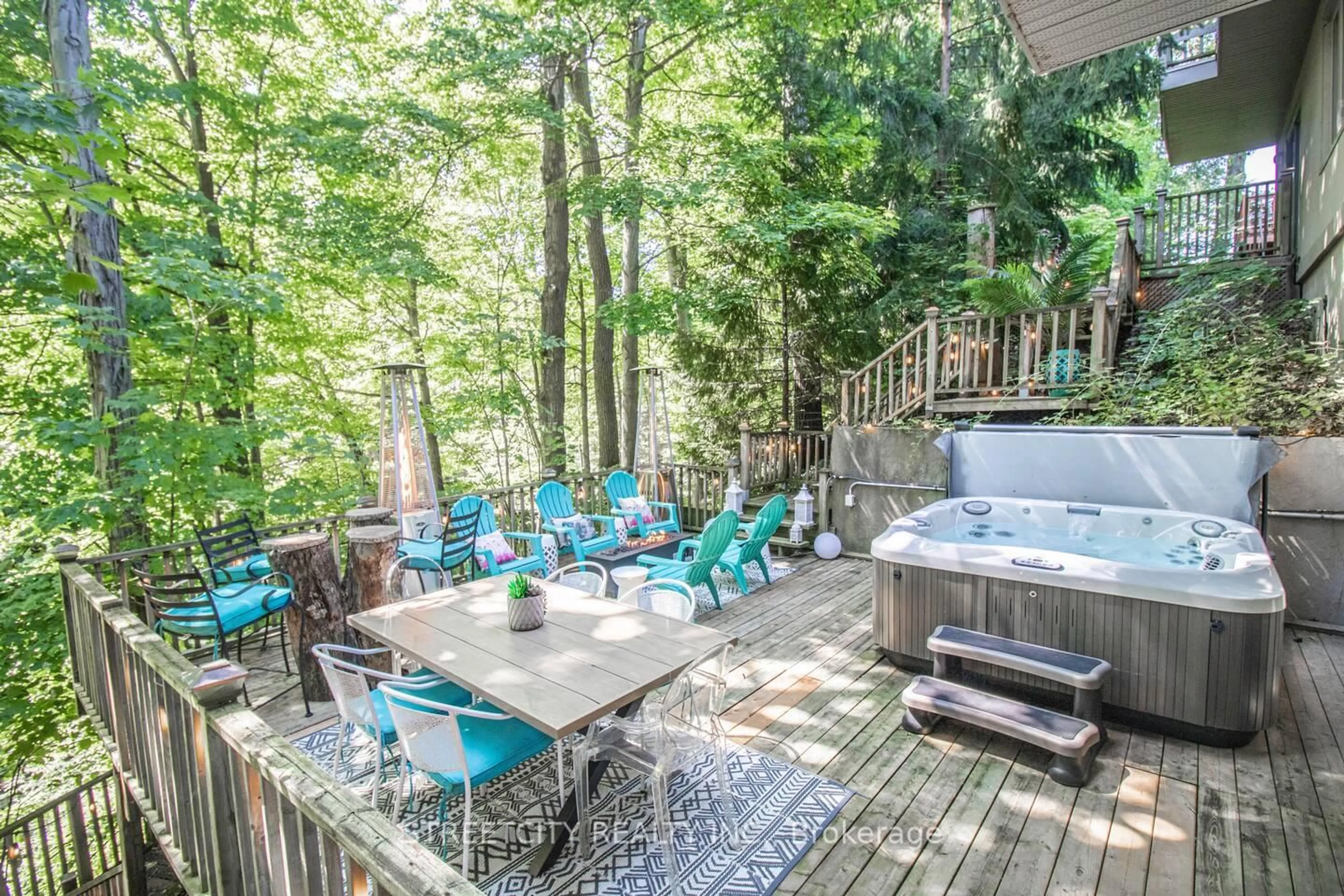 Patio, forest/trees view for 7 Thistle Crt, Tillsonburg Ontario N4G 2S8