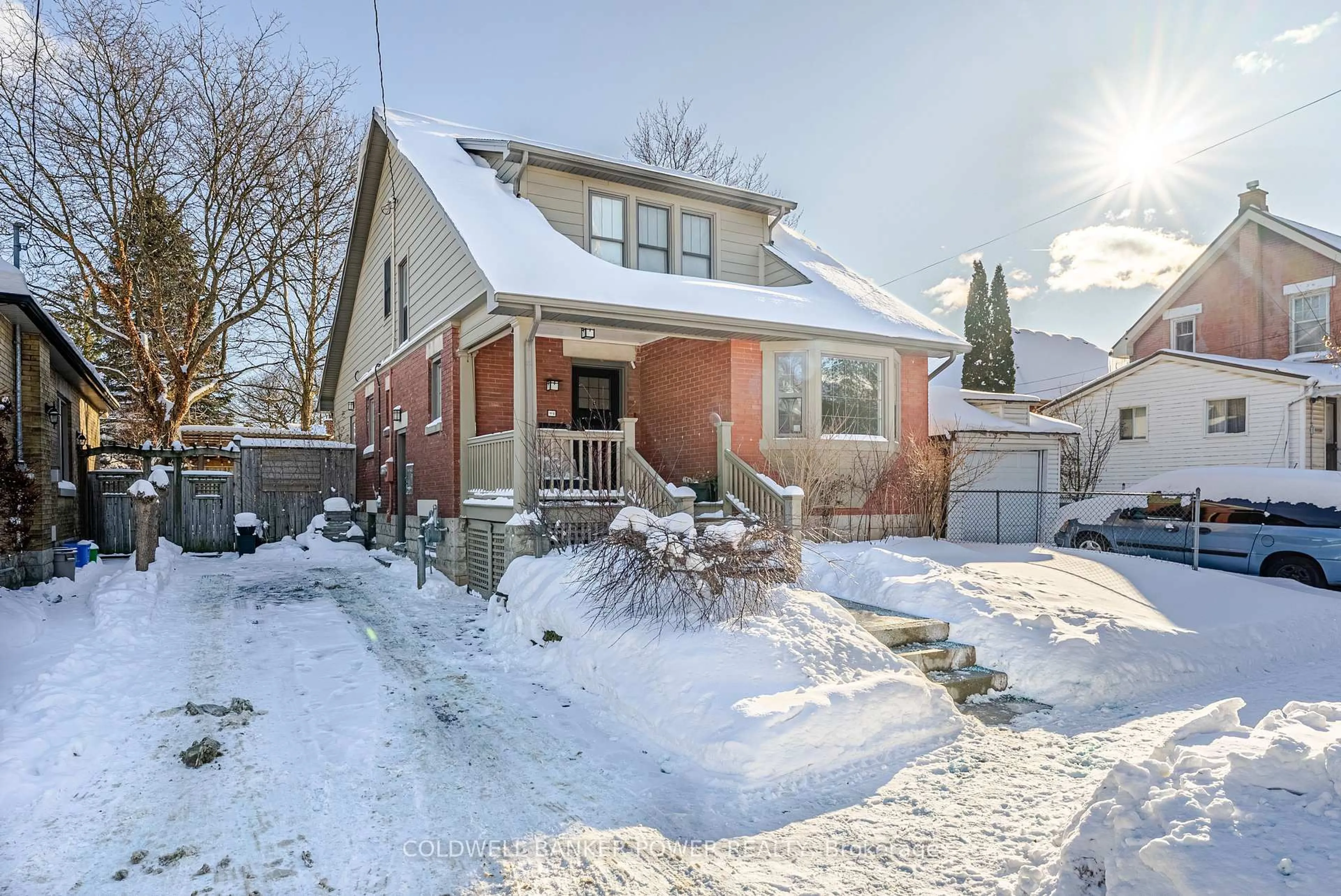 Unknown for 1 Mckenzie Ave, London South Ontario N6C 1V1