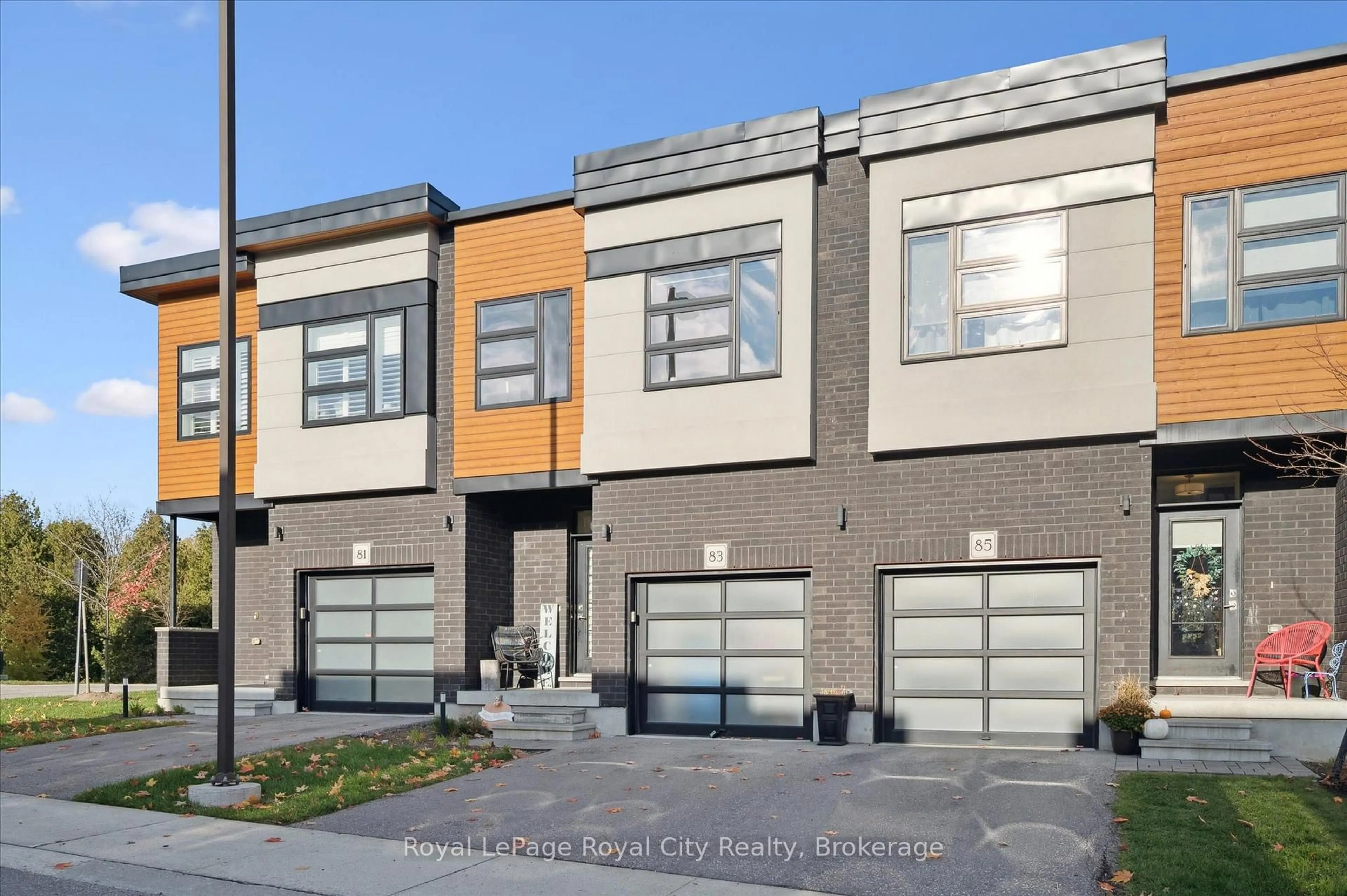 Home with brick exterior material, street for 60 Arkell Rd #83, Guelph Ontario N1L 0N8