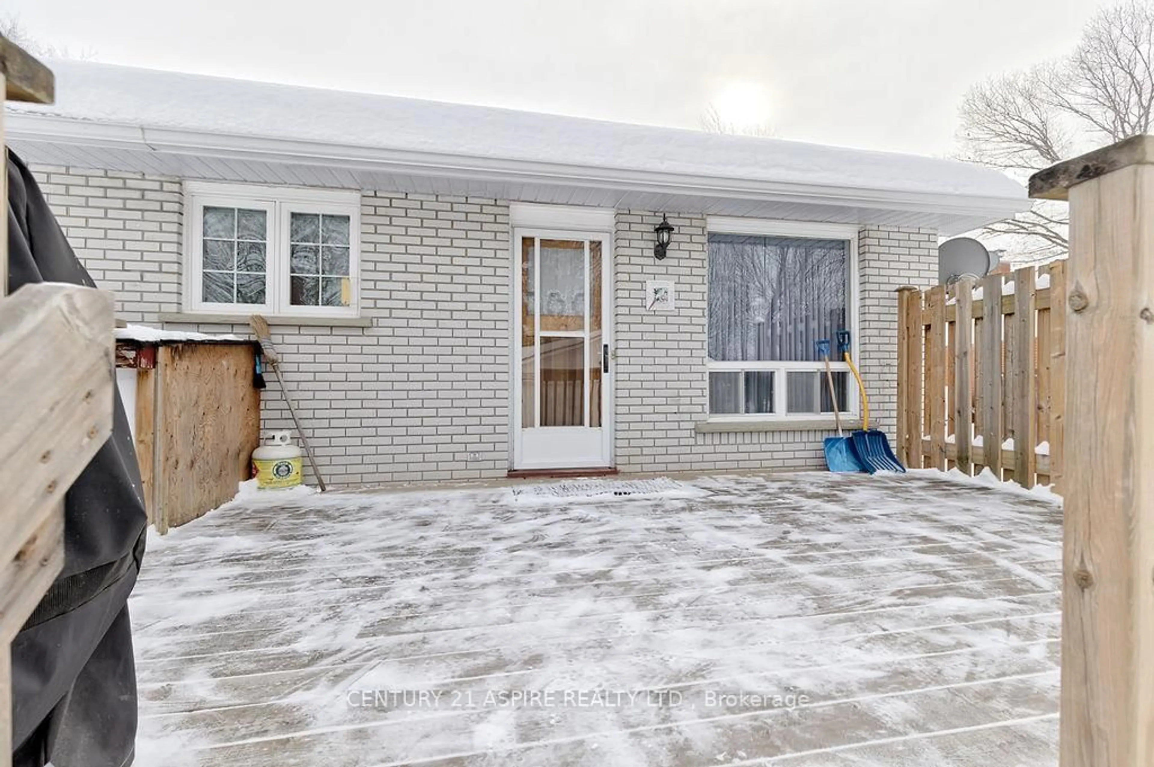 Unknown for 23 Park Dr, Petawawa Ontario K8H 2C9