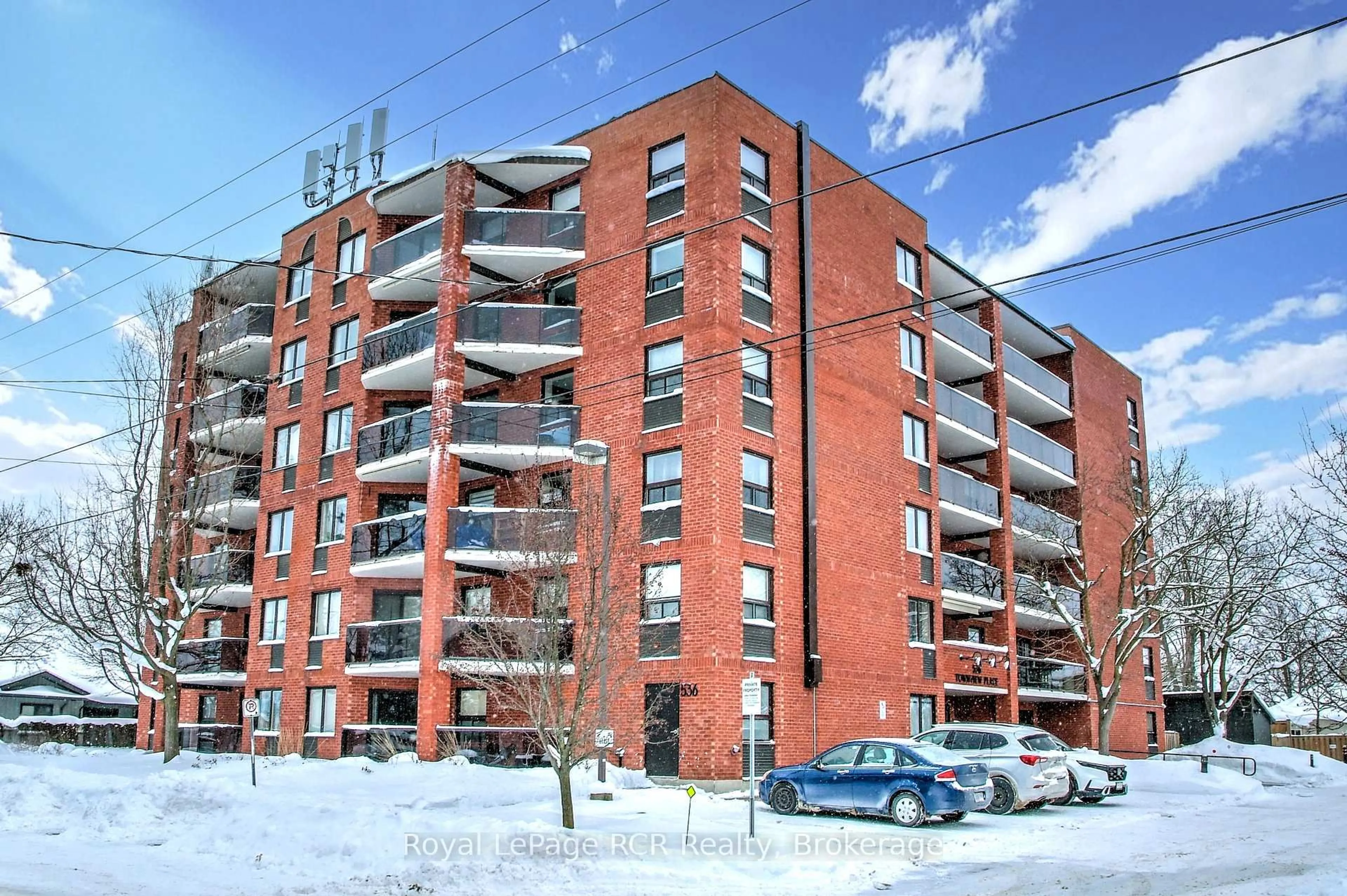 Unknown for 536 11th Ave #102, Hanover Ontario N4N 2S4