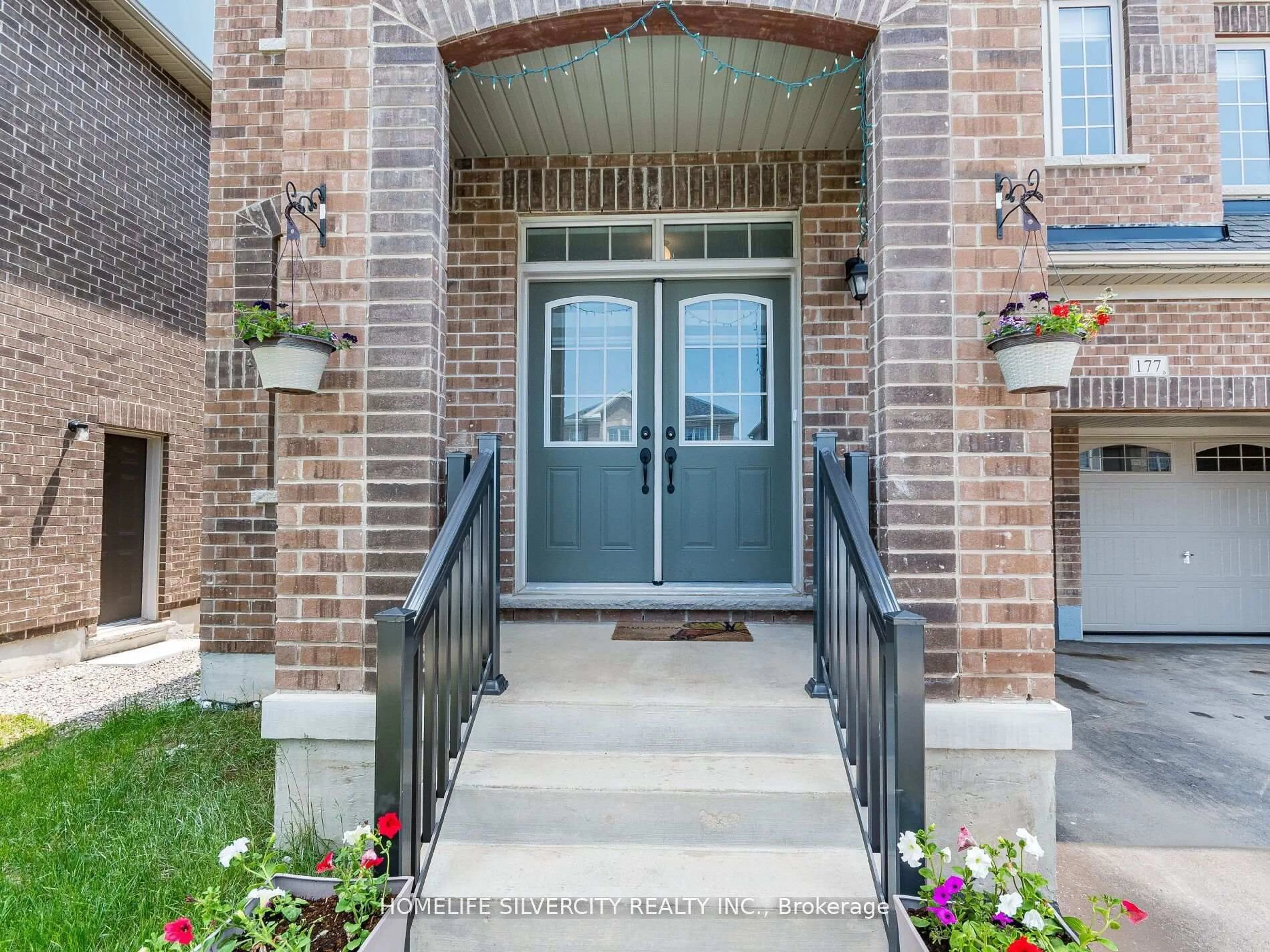 Indoor entryway for 177 Limestone Lane, Shelburne Ontario L9V 3Y5