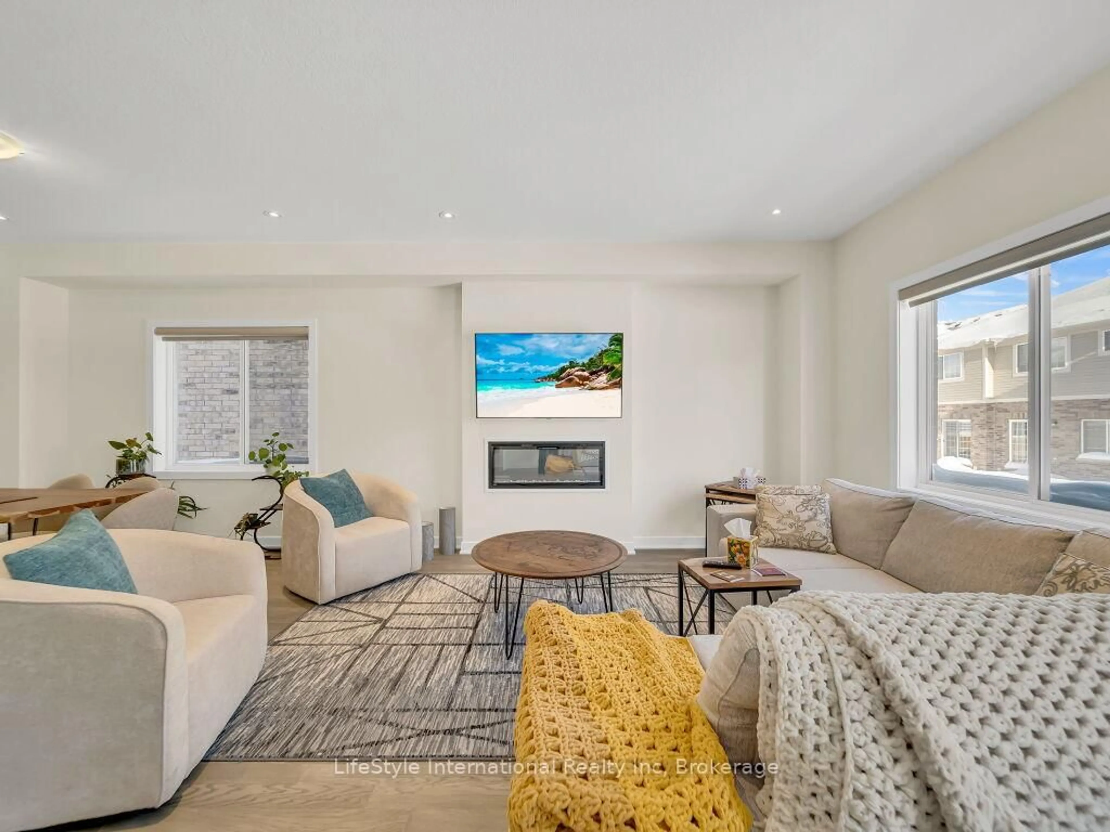 Living room with furniture, unknown for 24 Hutchison Rd, Guelph Ontario N1L 0R4