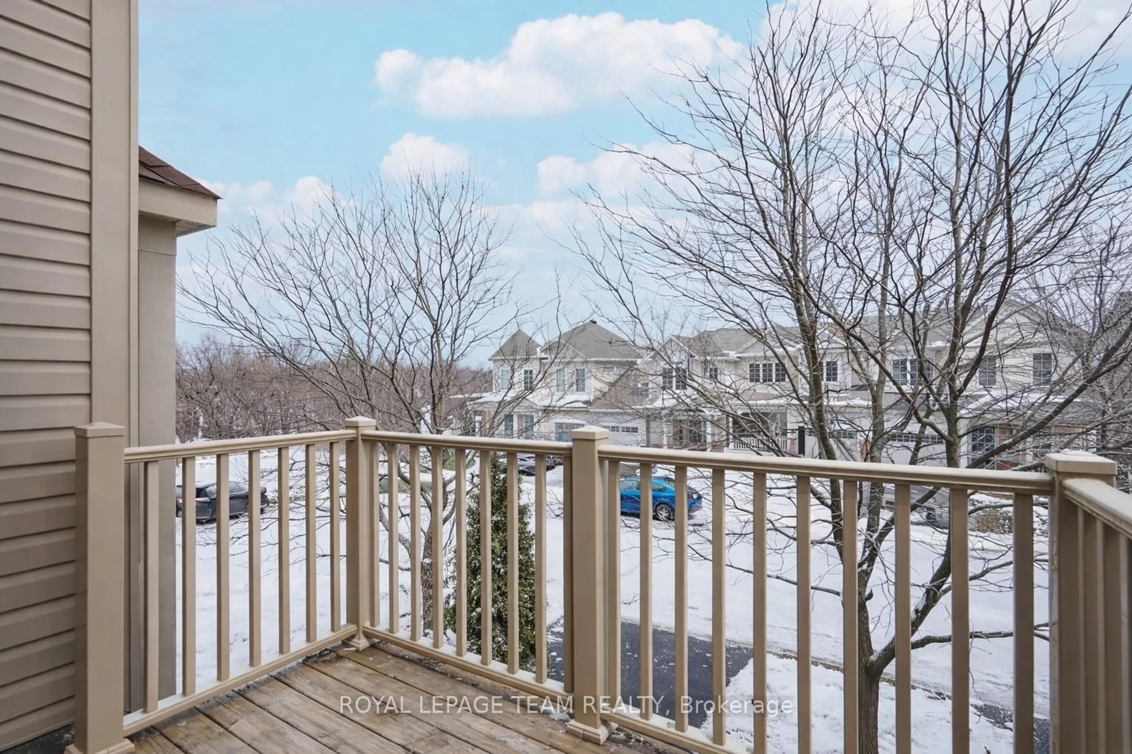 Unknown for 920 Messor Cres, Ottawa Ontario K2S 0P2