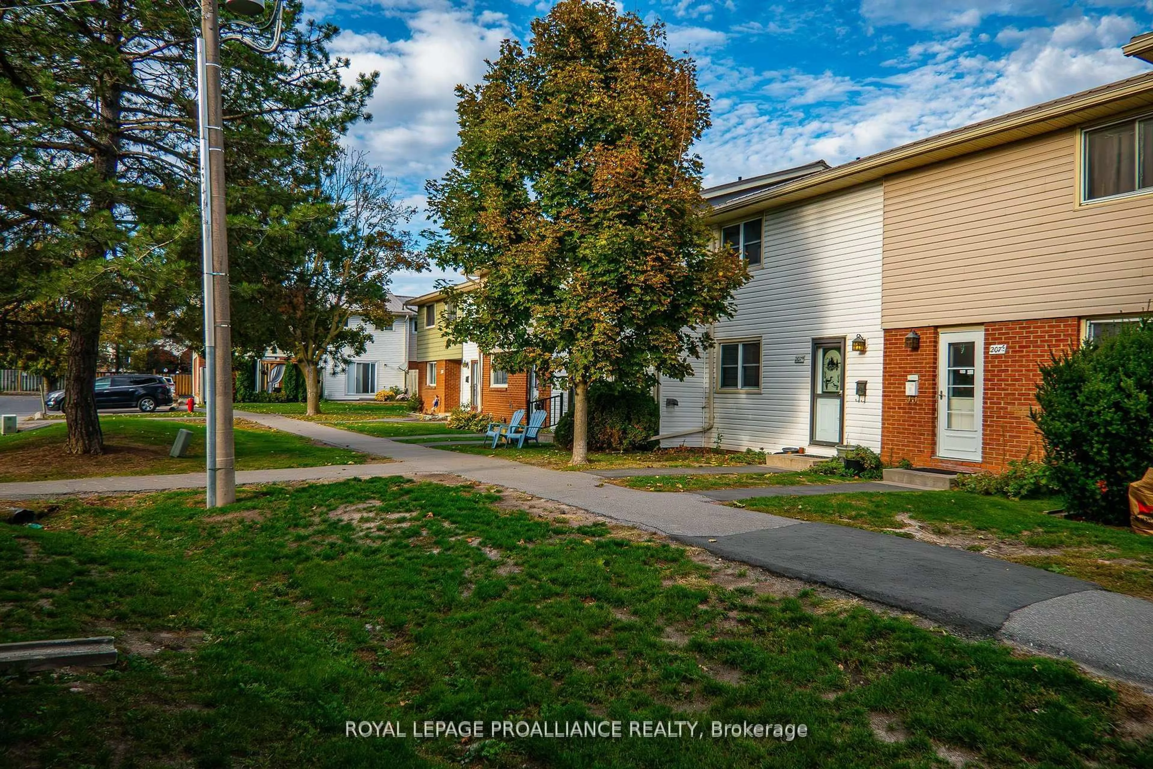 Unknown for 207D North Park St, Belleville Ontario K8P 4T9