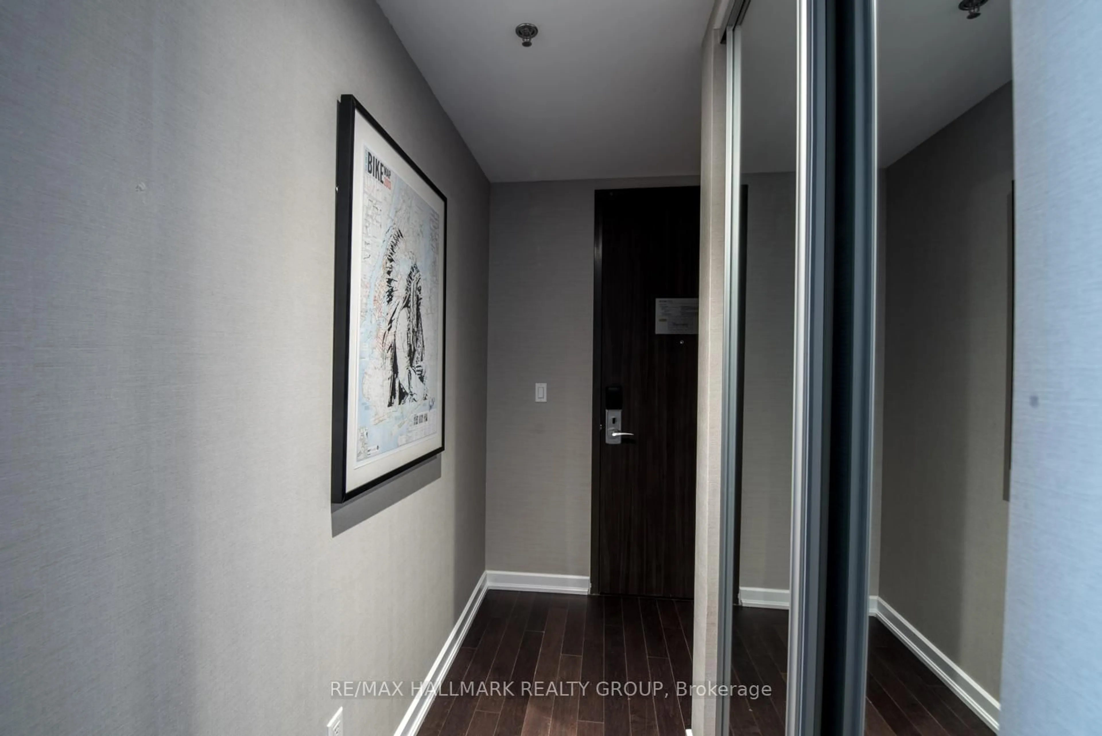 Unknown for 300 Lisgar St #1111, Ottawa Ontario K2P 0E2